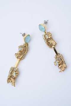 fuusenkazura long earring / vintage jewelry , vintage beads, vintage earring