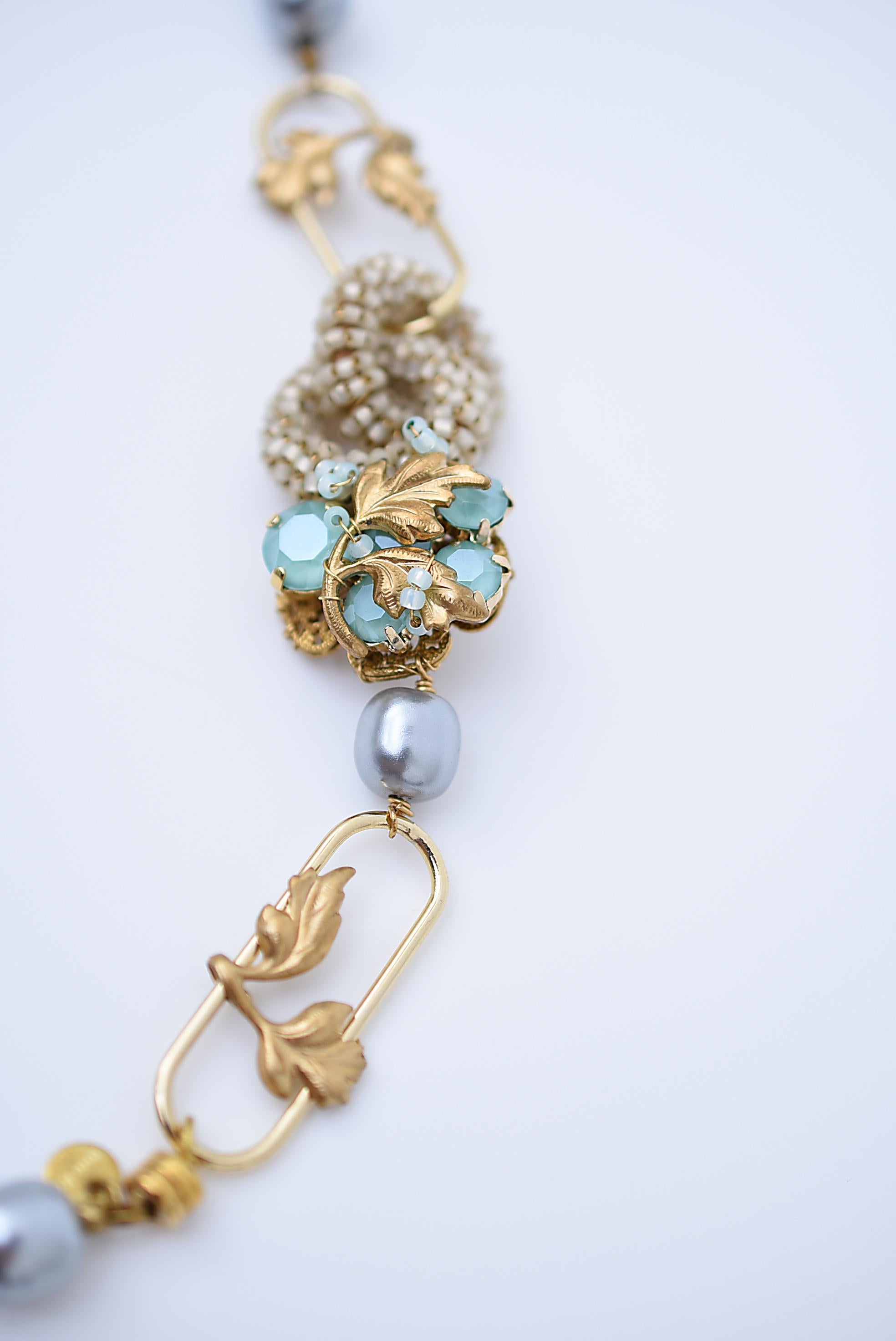 Artisan Collier fuusenkazura / bijoux vintage, perles vintage, collier en vente