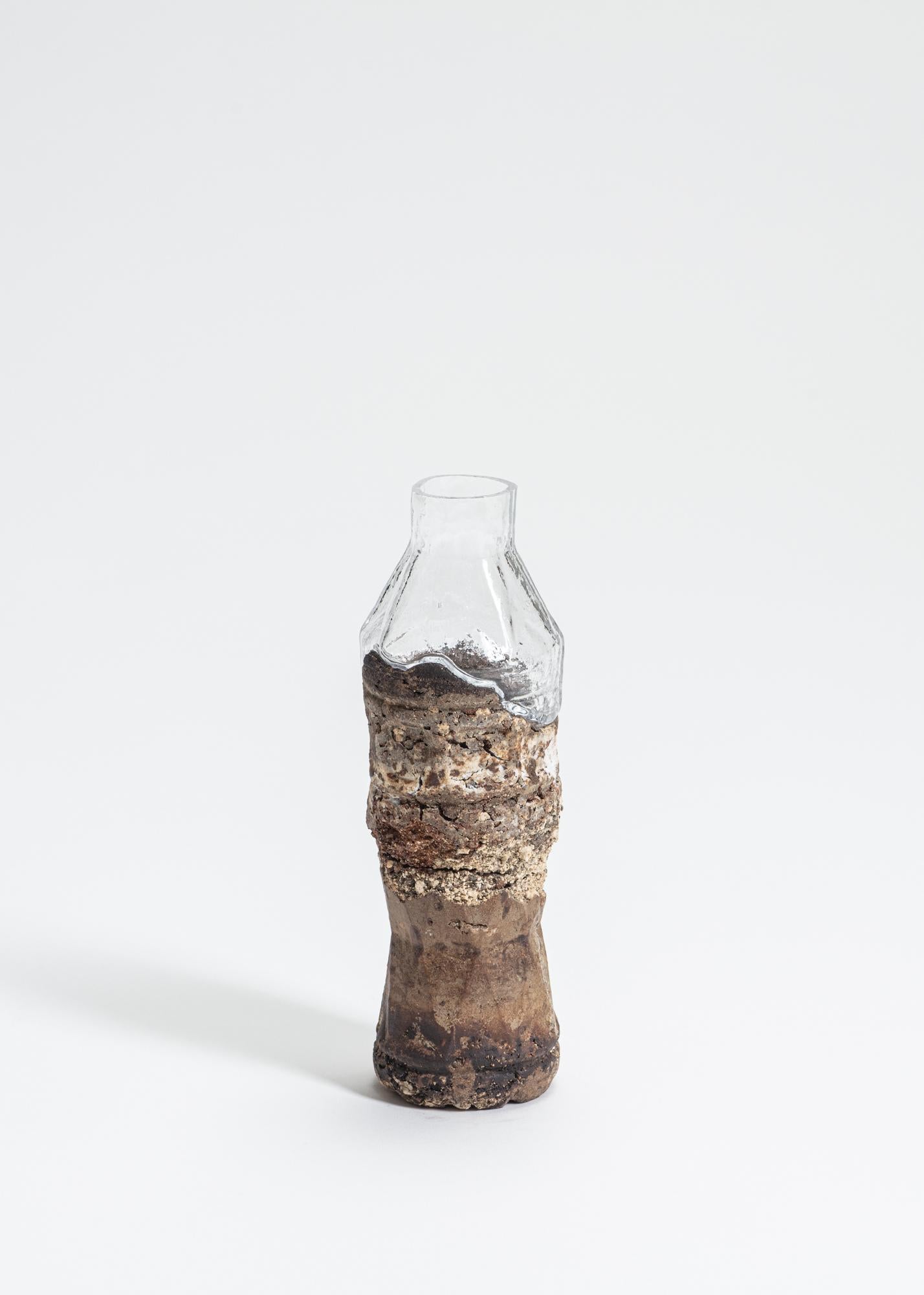 FUWA FUWA, No 8 Bottle by Yusuké Y. Offhause
One of a Kind, the work is in two parts (ceramic and glass).
Dimensions: D 6 x W 6 x H 20 cm.
Materials: stoneware, porcelain, glass.

Yusuké Y. Offhause:
