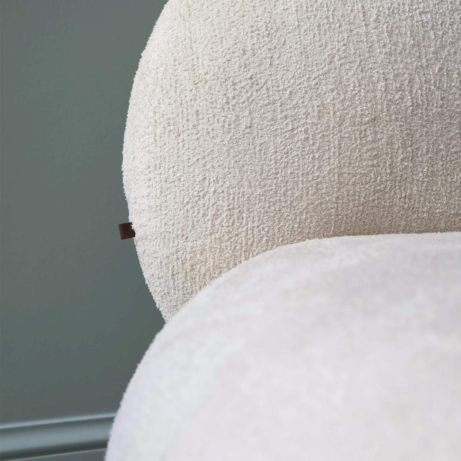 Sillón Fuyu de Lagu, listo para enviar Siglo XXI y contemporáneo en venta