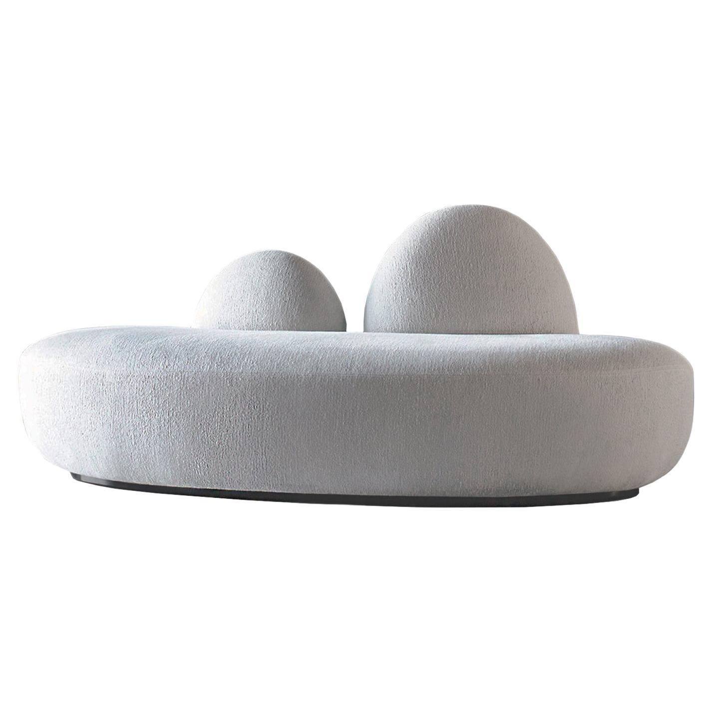 El Sofá de dos plazas Fuyu, con su impresionante diseño de forma habitual para un confort inigualable, añade un toque de gracia a tu salón...


-Tapicería de muelles
-32 DNS HR Espuma
-Marco de aliso de primera calidad

*Personalizable.

USO Y