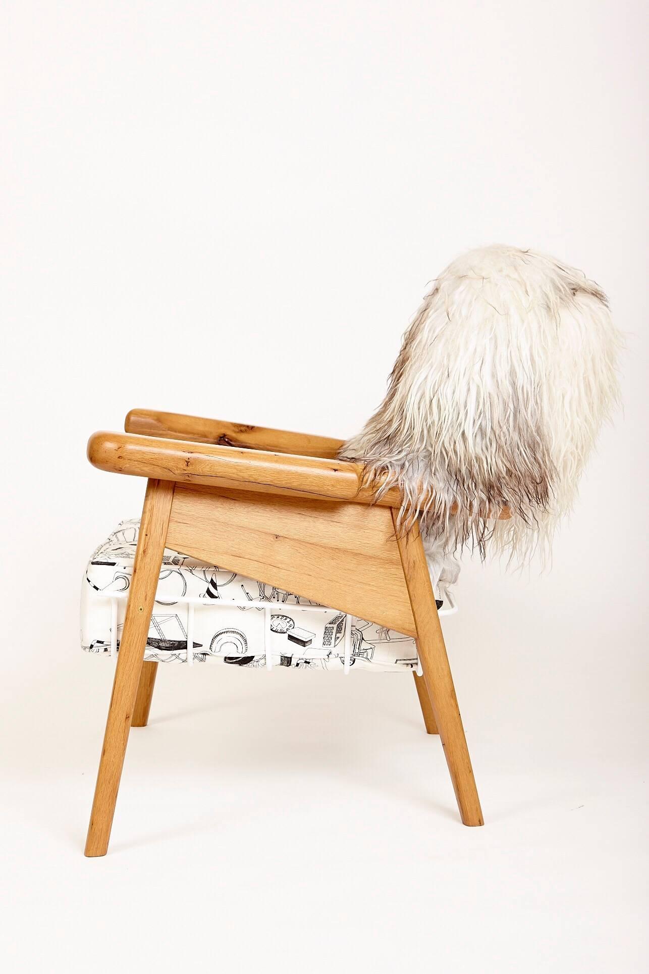 The Fuzzy Captain is a variation on Evan's faithful captains chair design. It combines bigger and beefier proportions with his dynamic design to make for an intensely relaxing sit. Evan’s original concept for this piece was to make a chair that