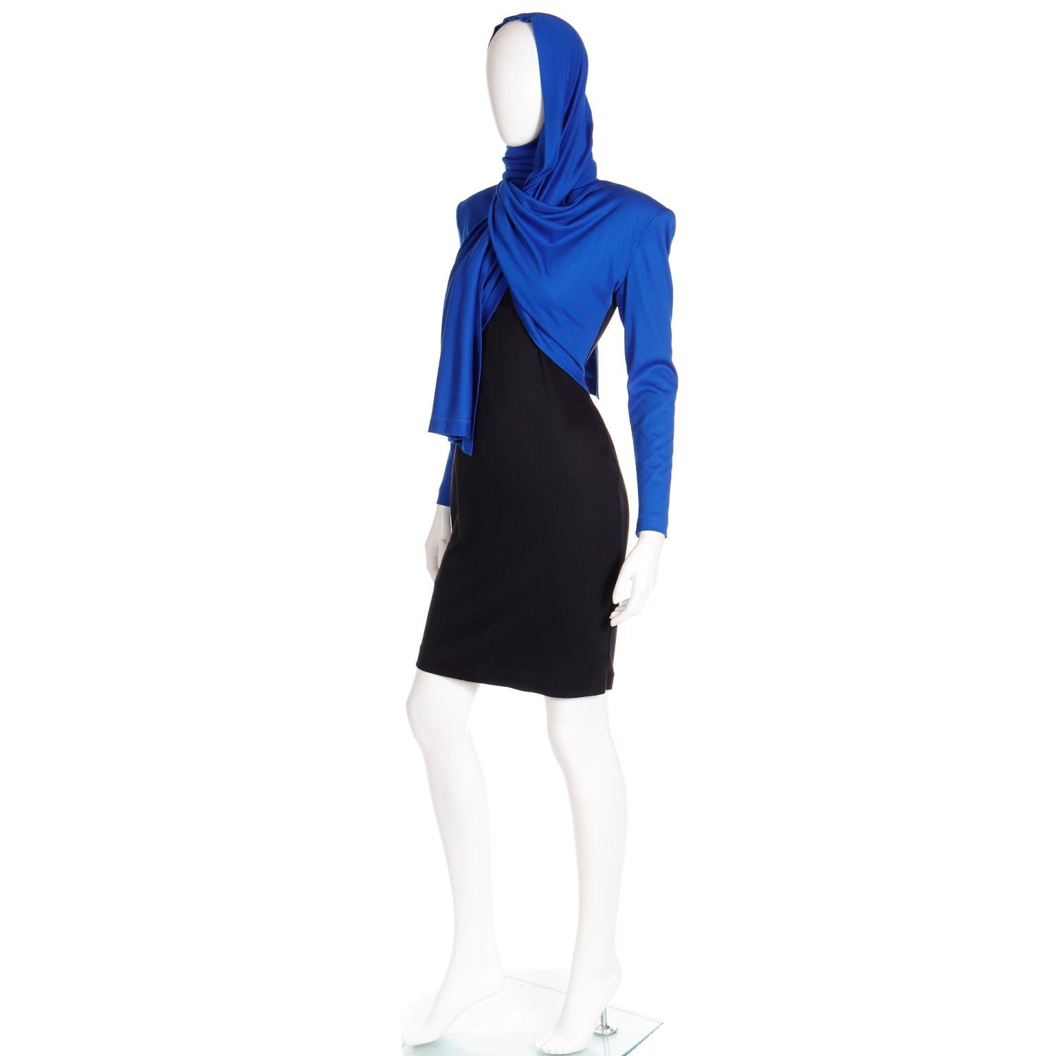 FW 1989 Patrick Kelly Runway Dress in Blue & Black Knit with Head Scarf  For Sale 3