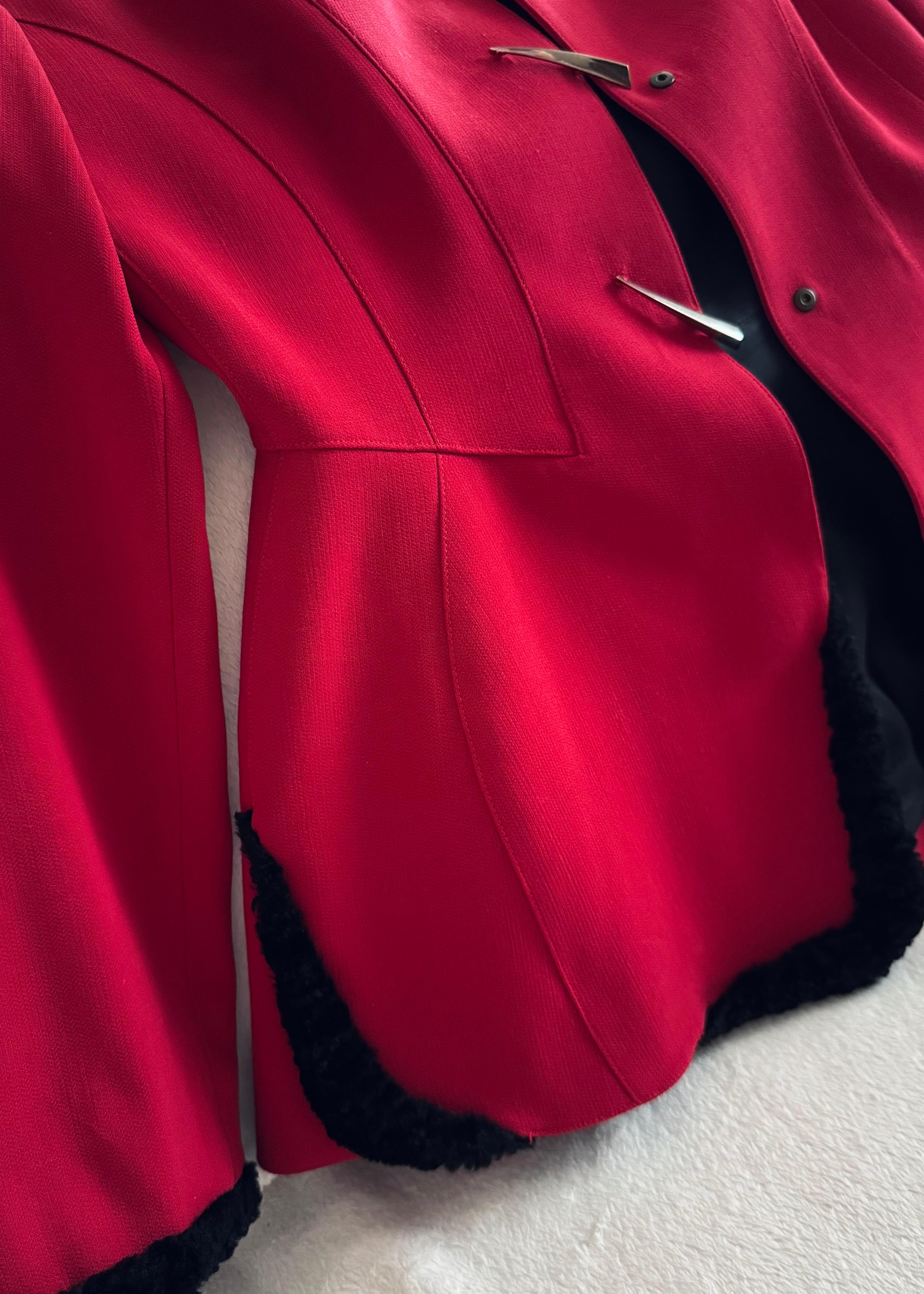 FW 1995 Red Pagoda Shoulders Thierry Mugler Skirt Suit For Sale 6