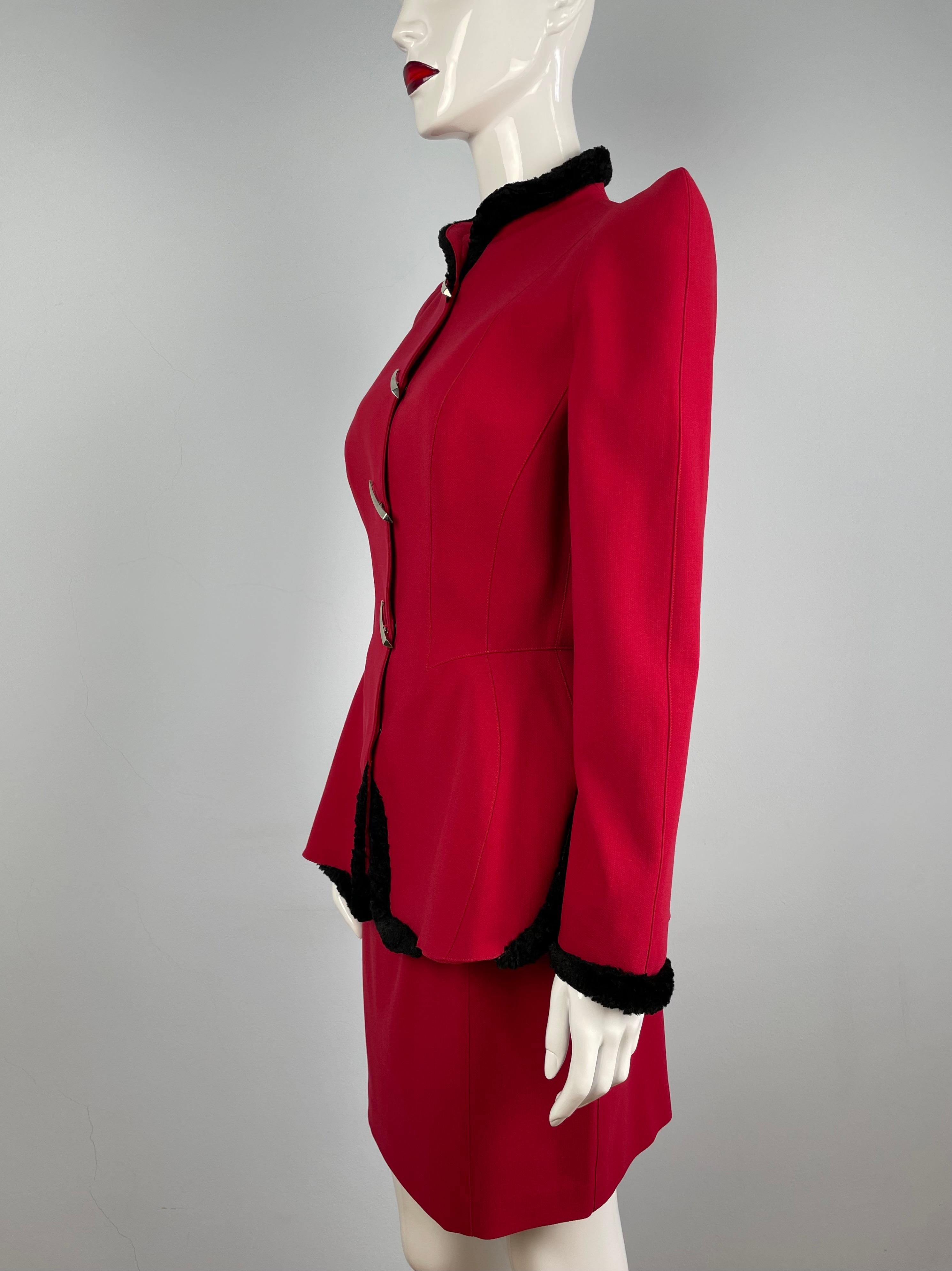 Women's FW 1995 Red Pagoda Shoulders Thierry Mugler Skirt Suit For Sale