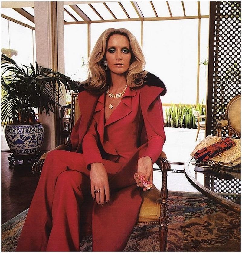 FW 2000 Vintage Gianni Versace Couture Silk Pant Suit

IT size 38 - US 4

Excellent condition