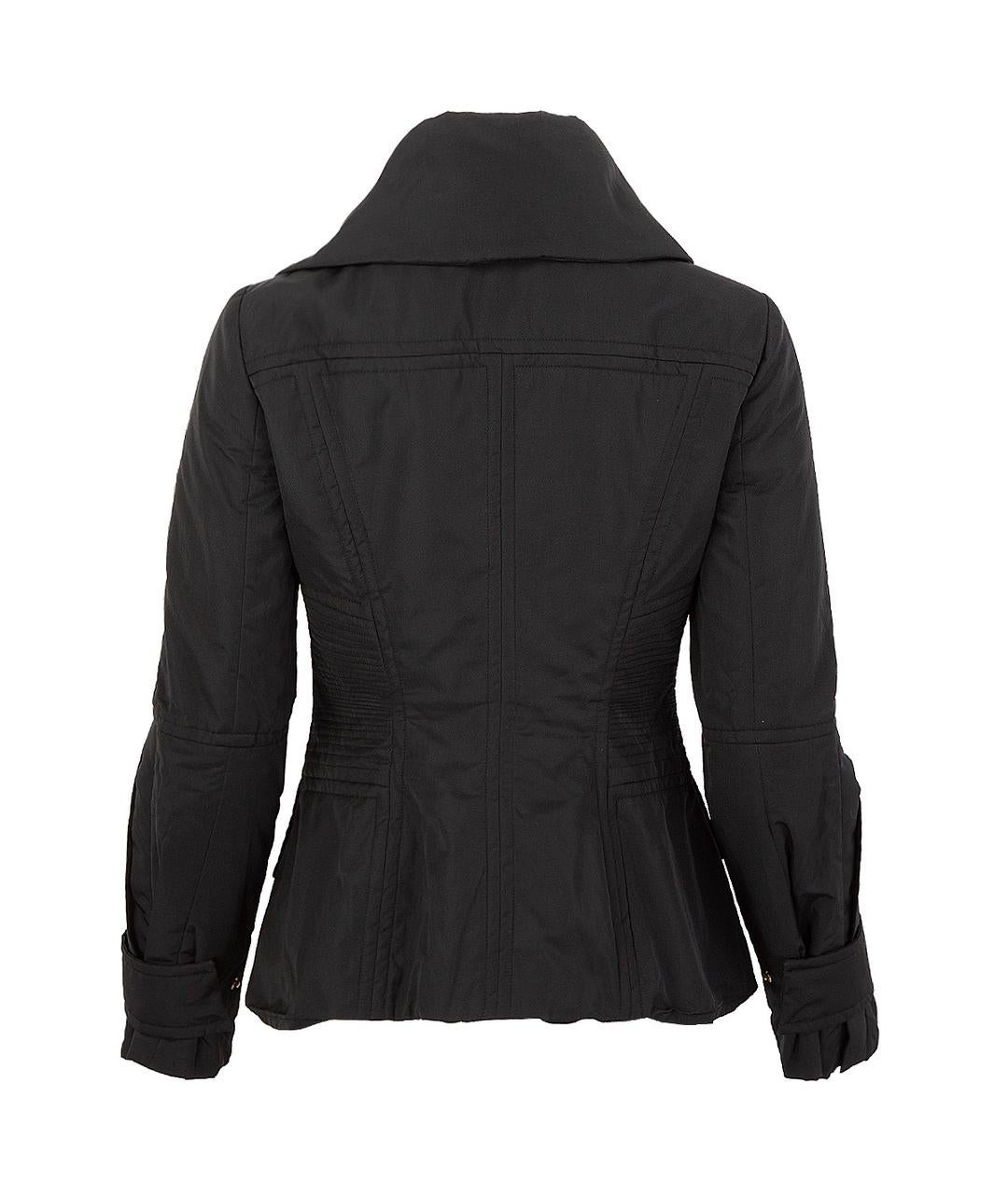 FW 2003 Tom Ford for Gucci Chaqueta negra 

Material: Poliéster
Color: Negro
Fabricado en Italia
Tamaño:  IT 44 -  US 8
Excelente estado