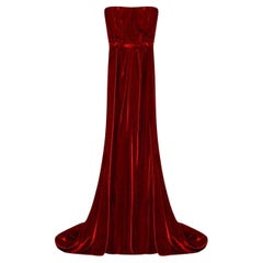 FW 2009 Prada evening gown in silk velvet worn by Milla Jovovich