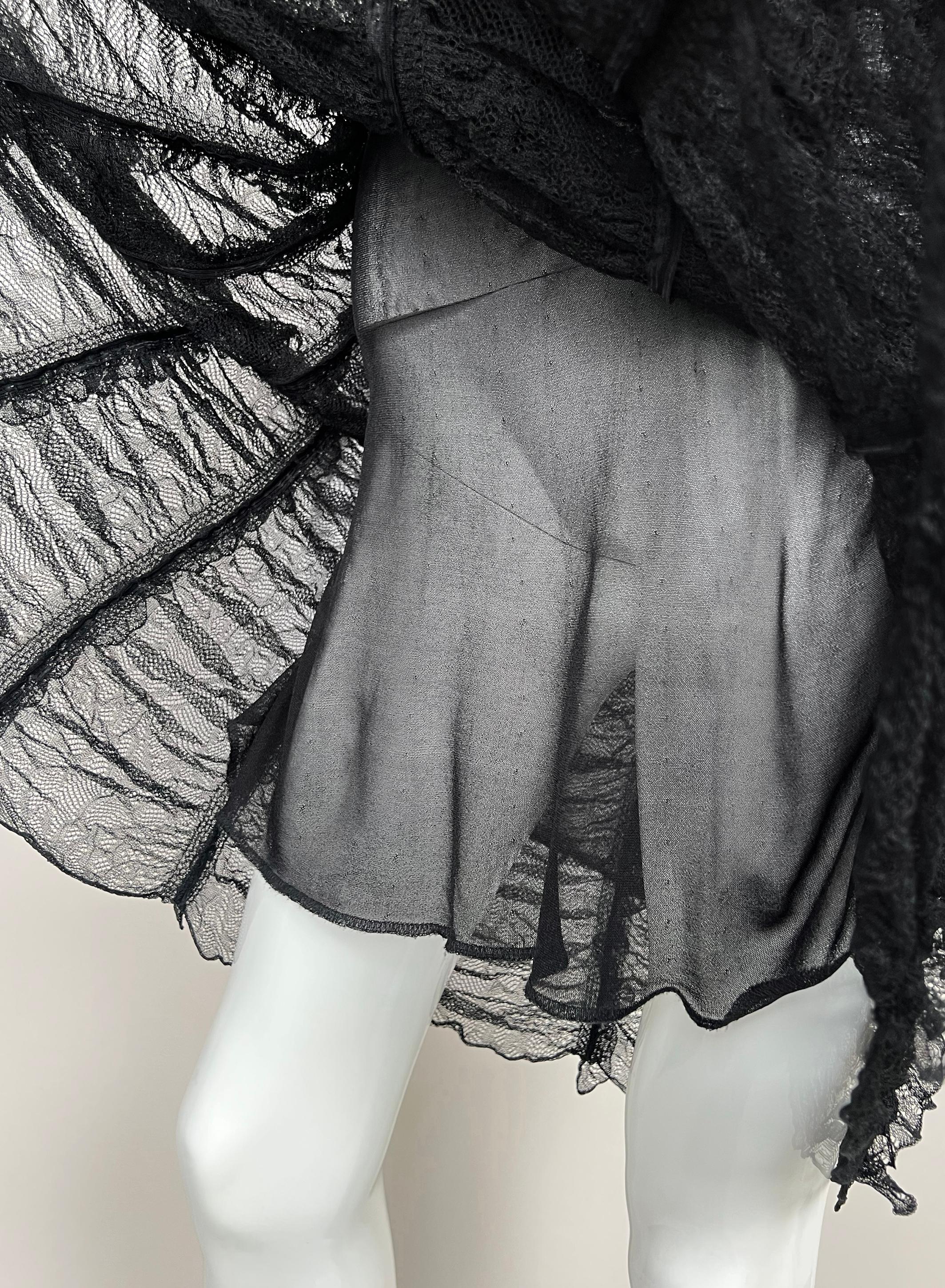 FW 2015 Alexander McQueen Ruffled silk-blend lace Victorian style dress For Sale 7