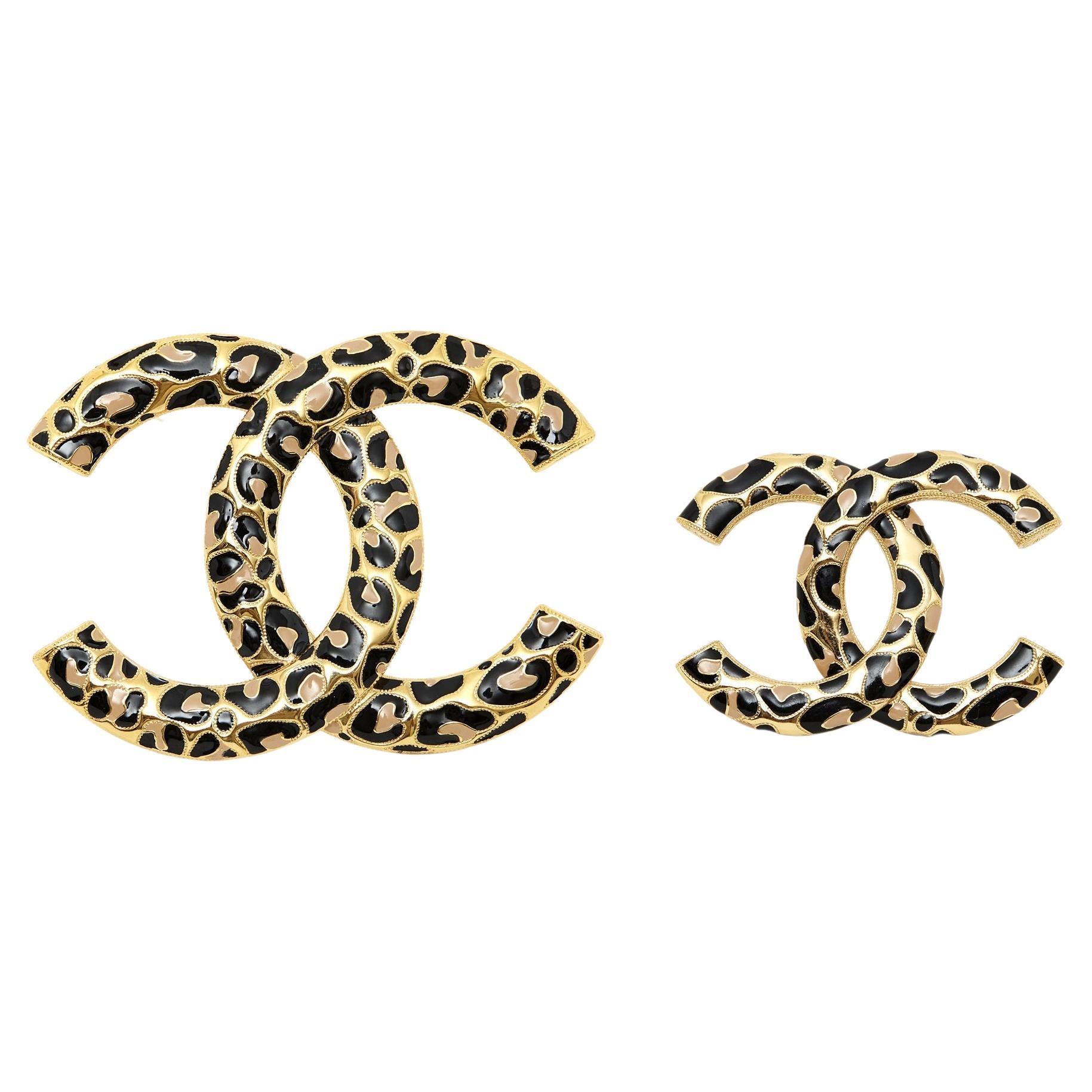 FW 2022 Set of 2 Chanel CC panther Brooches XXL