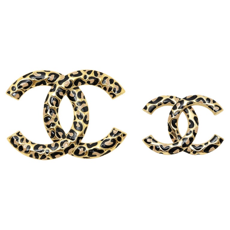 Chanel Clip-on Earrings - 428 For Sale at 1stDibs