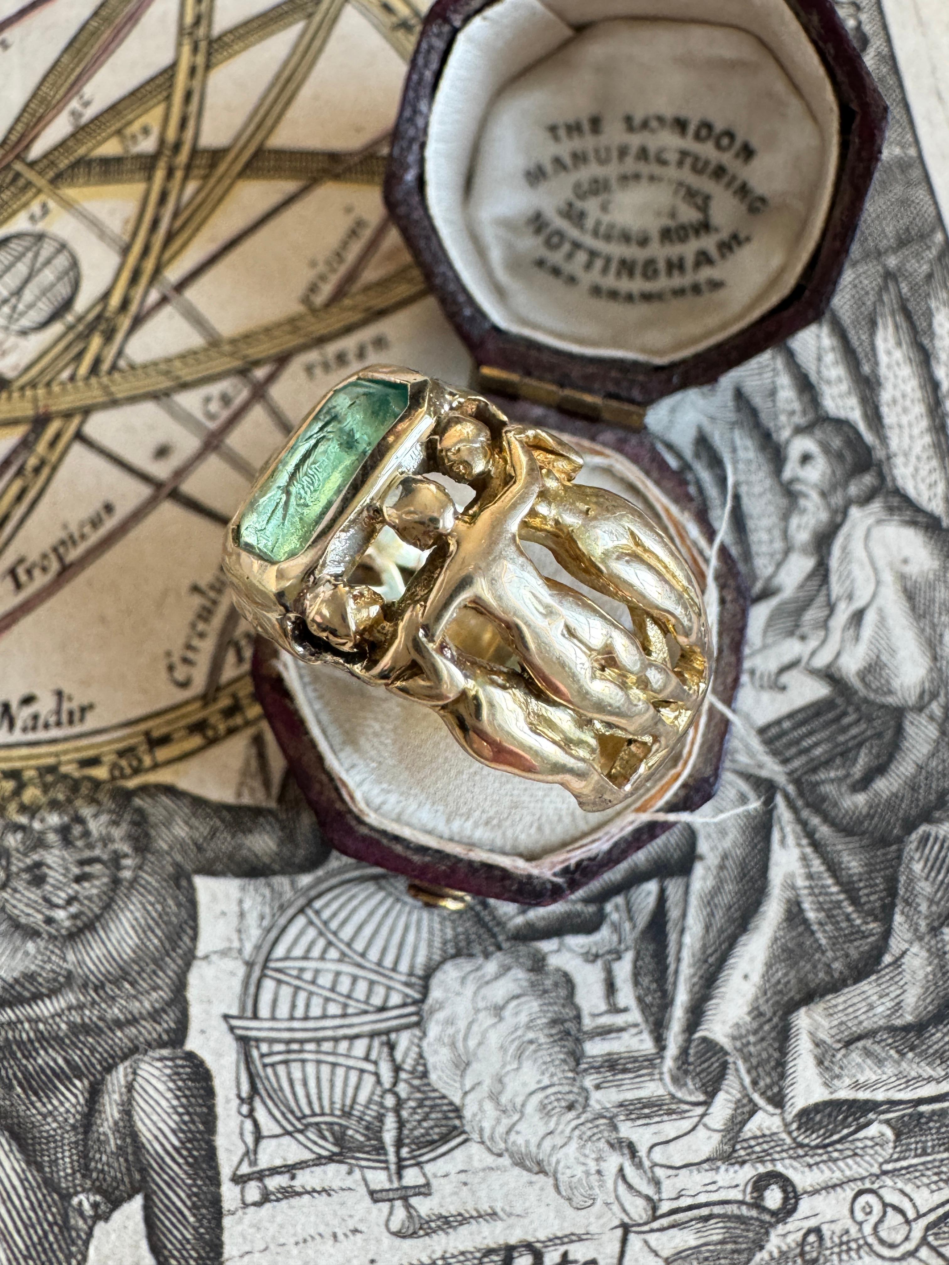 F.W. Lawrence Art Carved Intaglio di smeraldo intagliato di Diana e le Tre Grazie in vendita 1