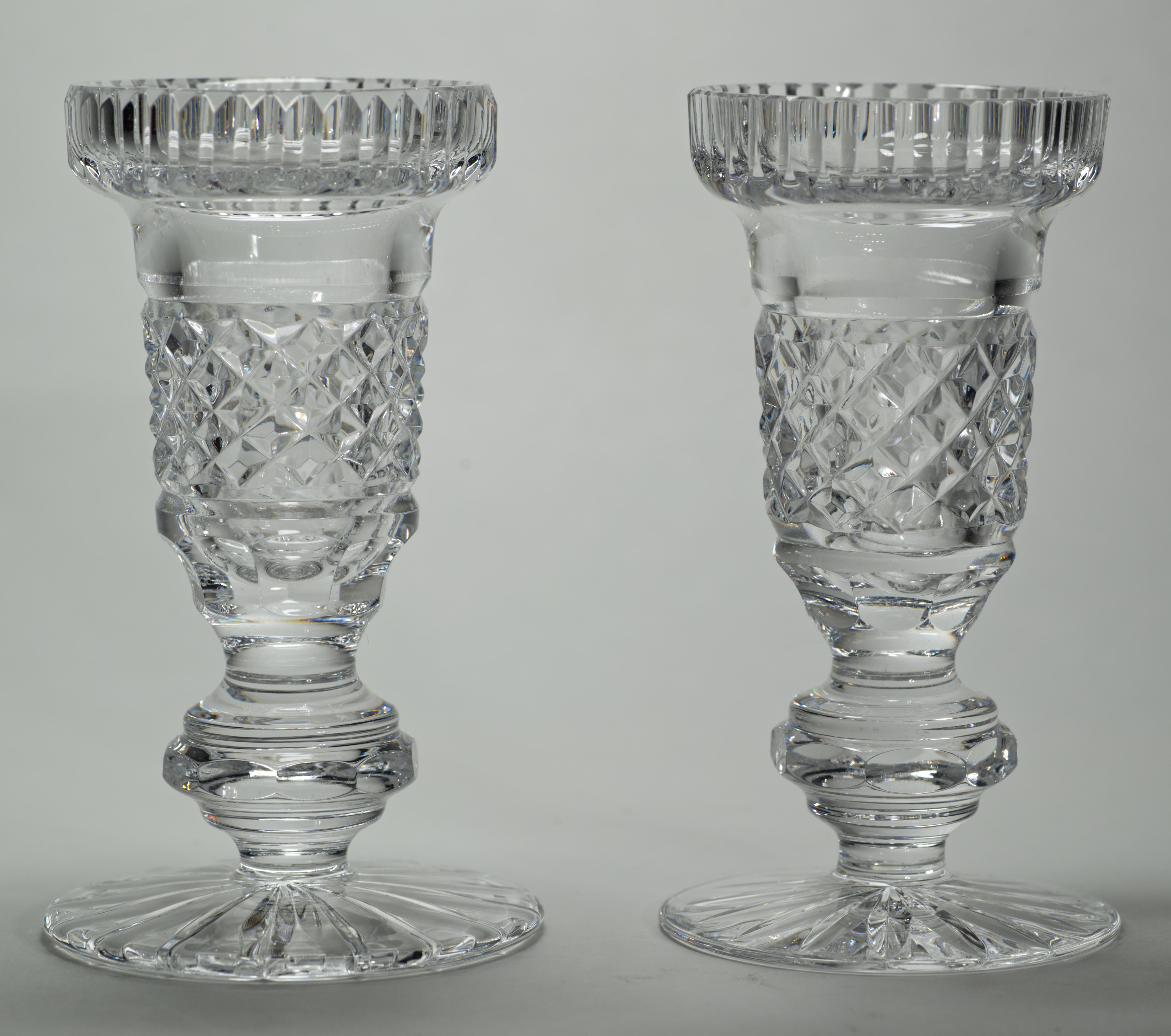 irlandais Paire de bougeoirs Tipperary en cristal Irlande en vente