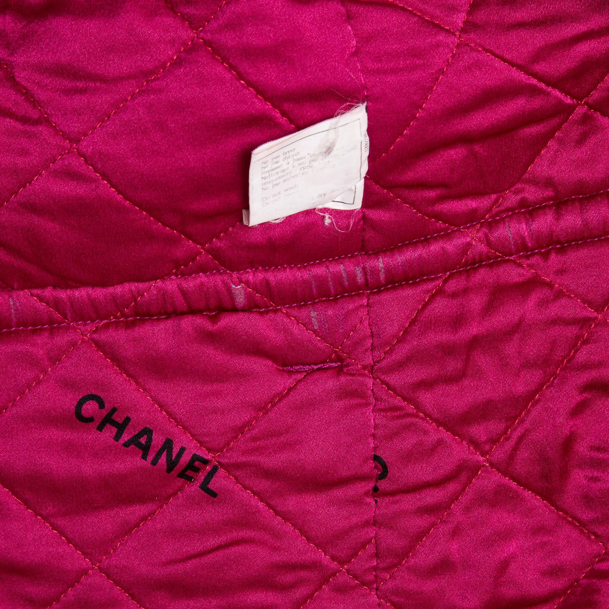 Parka Chanel surdimensionnée rose, taille US 8 à 12, automne-hiver 1994 en vente 3