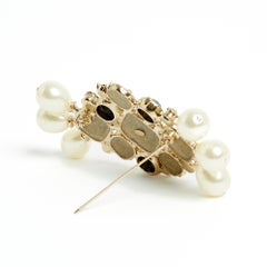 FW2008 Chanel Maxi Enamel and fancy Pearls golden Brooch