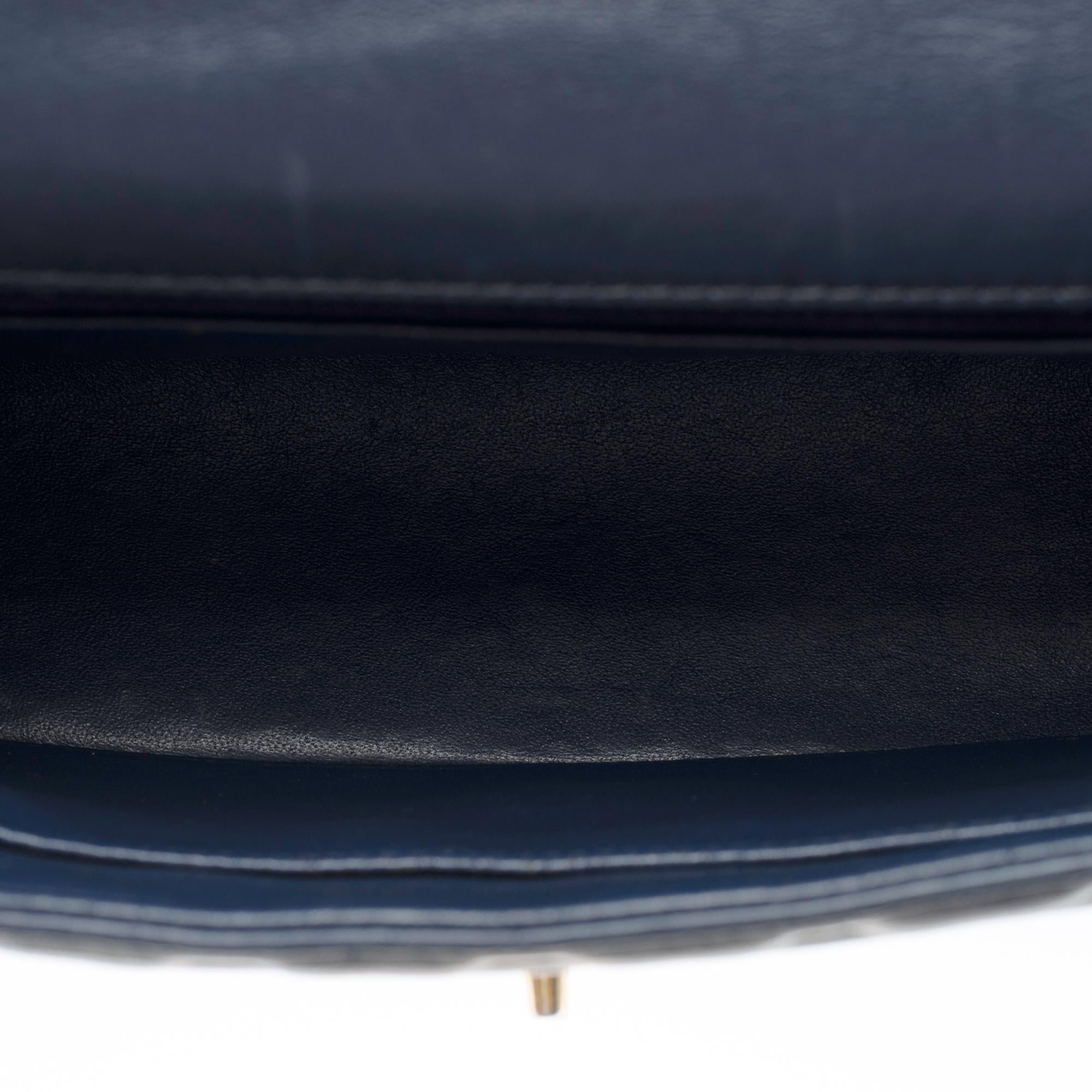 FW2016 Paris-Rome- Chanel Coco handle handbag in Navy blue lambskin leather, GHW 3
