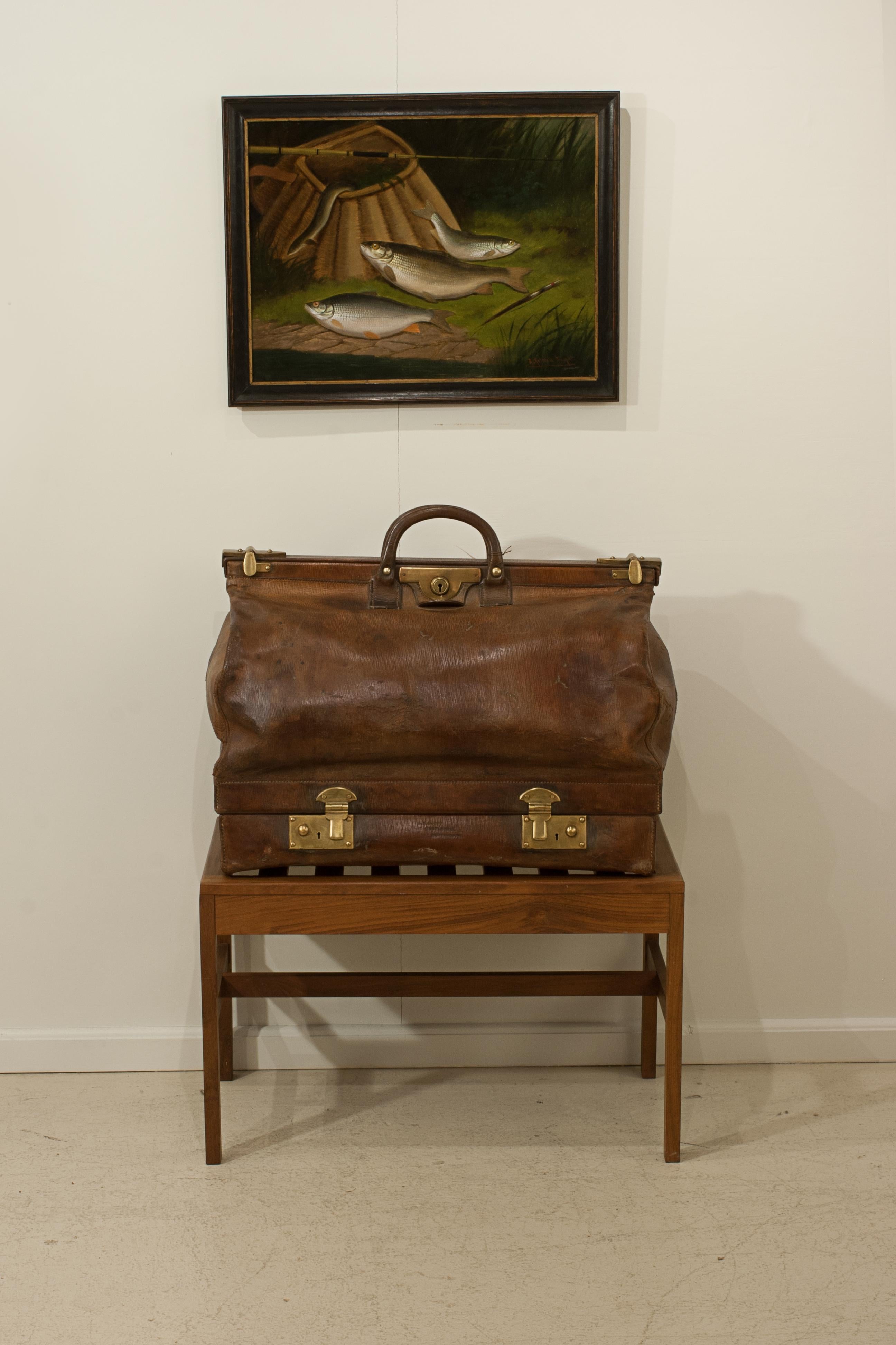 Mid-20th Century Fyne Ladye Hardwood Luggage Stand For Sale
