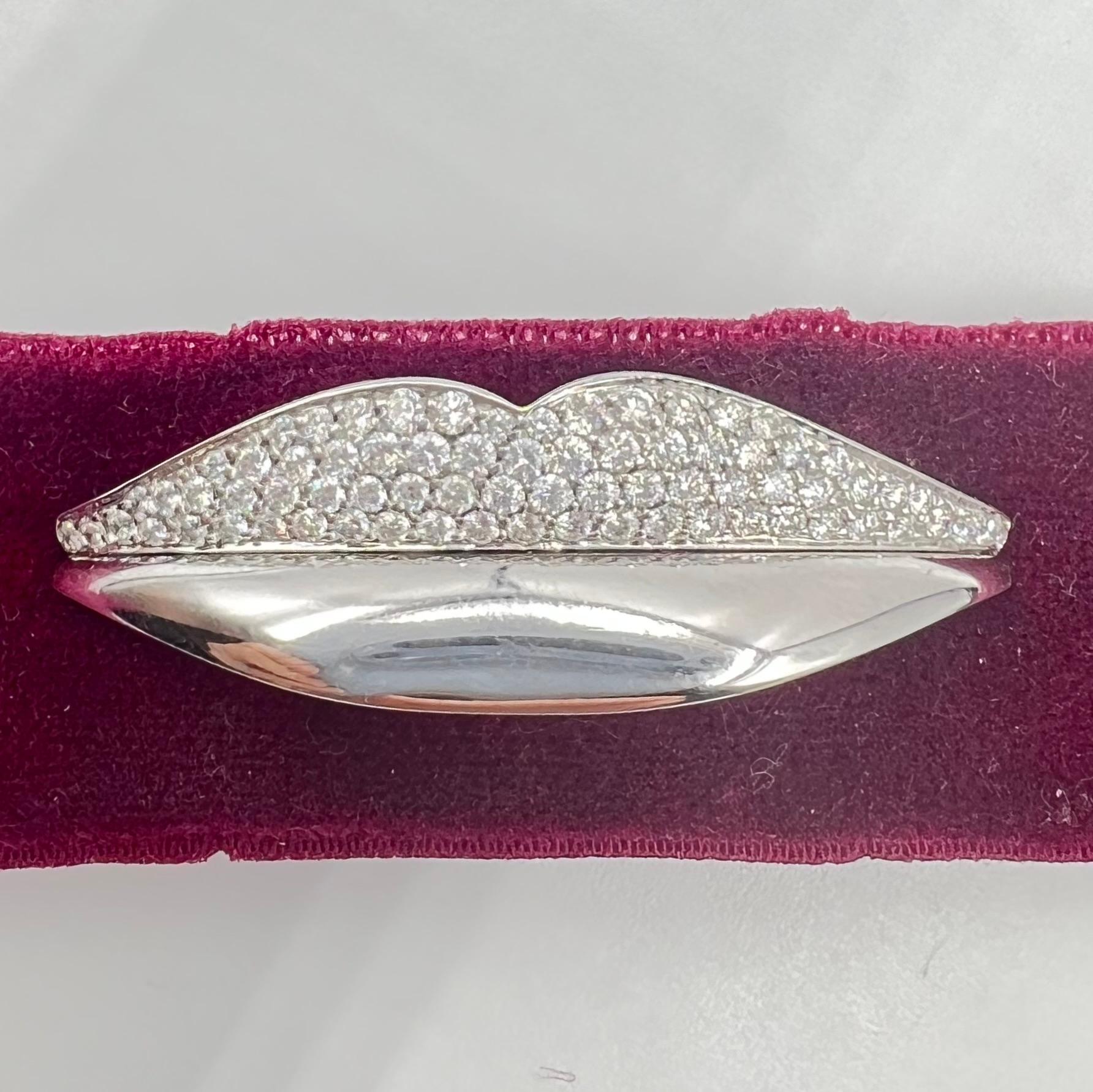 Brilliant Cut G. Bulgari Enigma White Gold Diamond Lips Bracelet/Choker