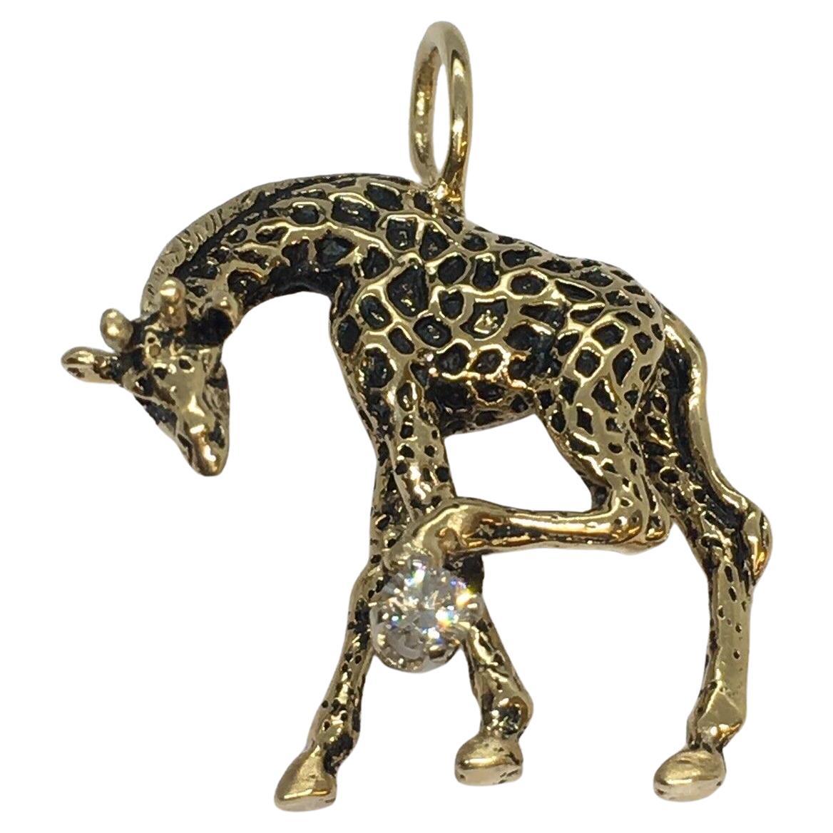 G & G Appleby 14 Karat Yellow Gold Diamond and Enamel Walking Giraffe Necklace For Sale