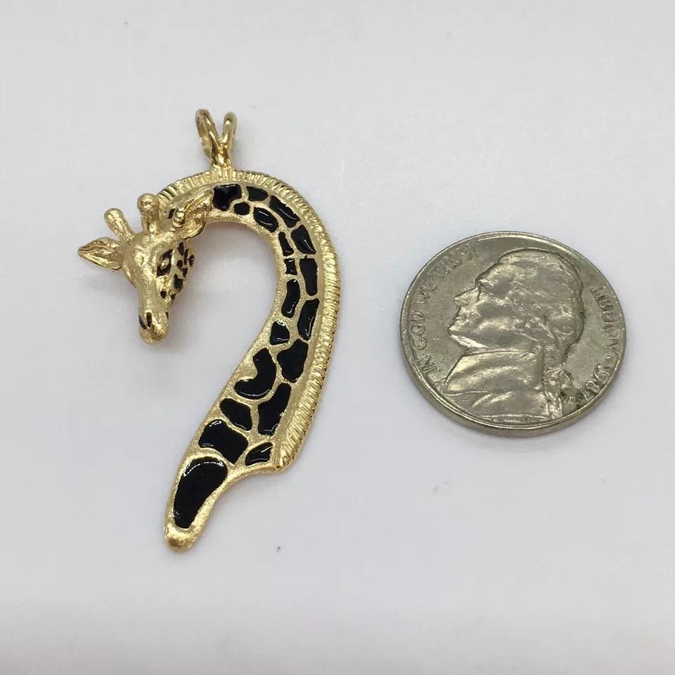 Women's G & G Appleby 14 Karat Yellow Gold Enamel Giraffe Necklace Pendent For Sale