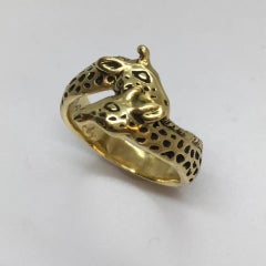 G & G Appleby 18 Karat Yellow Gold Enamel Double Giraffe Ring