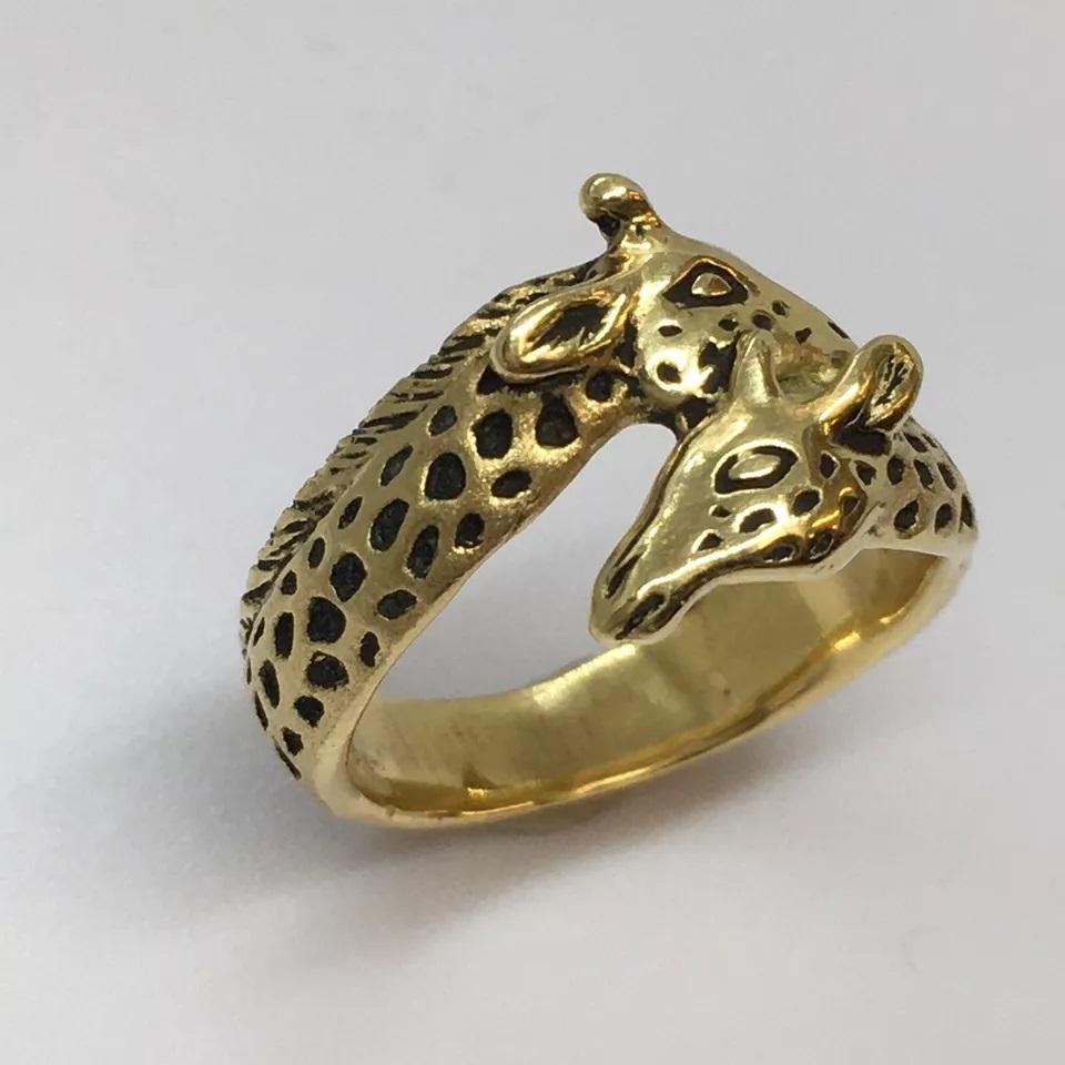 Women's G & G Appleby 18 Karat Yellow Gold Enamel Double Giraffe Ring For Sale