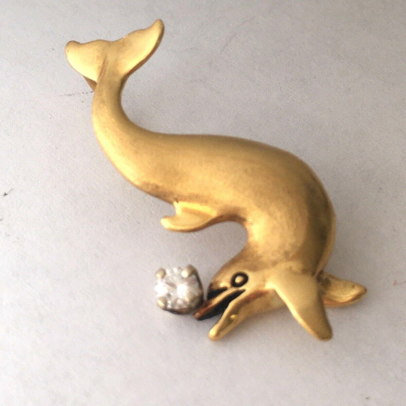 Artisan g & g Appleby 18K Yellow Gold Playful Dolphin 3D Charm Pendant Signed Copyright For Sale