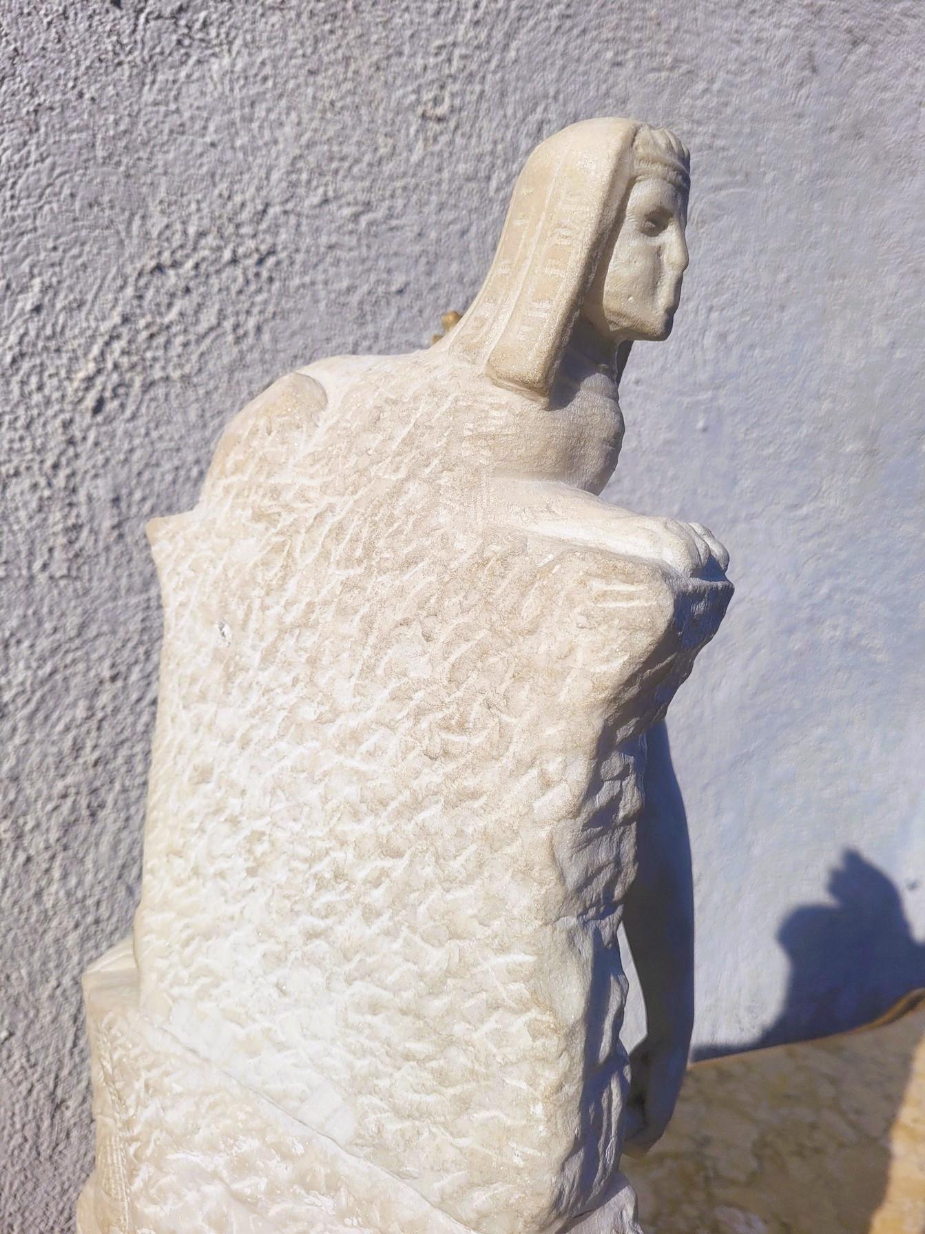 G Gambogi, Young Egyptian Woman, Marble Sculpture, 19th Century For Sale 10
