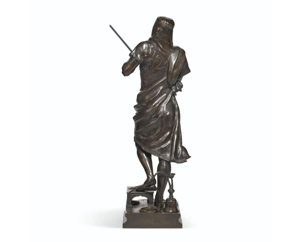 Außergewöhnliche französische orientalische Bronzeskulptur „Le Marchand d' Armes Turc“ aus Bronze im Angebot 1