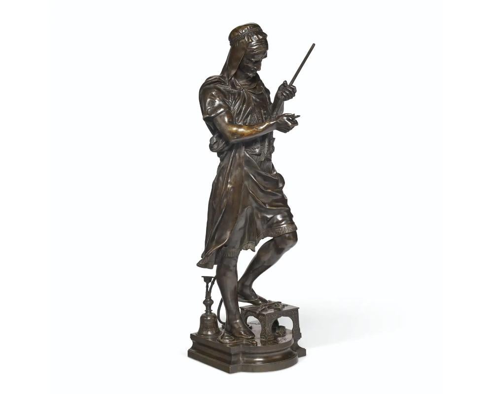 G. Gueyton Figurative Sculpture - Exceptional French Orientalist Bronze Sculpture "Le Marchand d' Armes Turc"