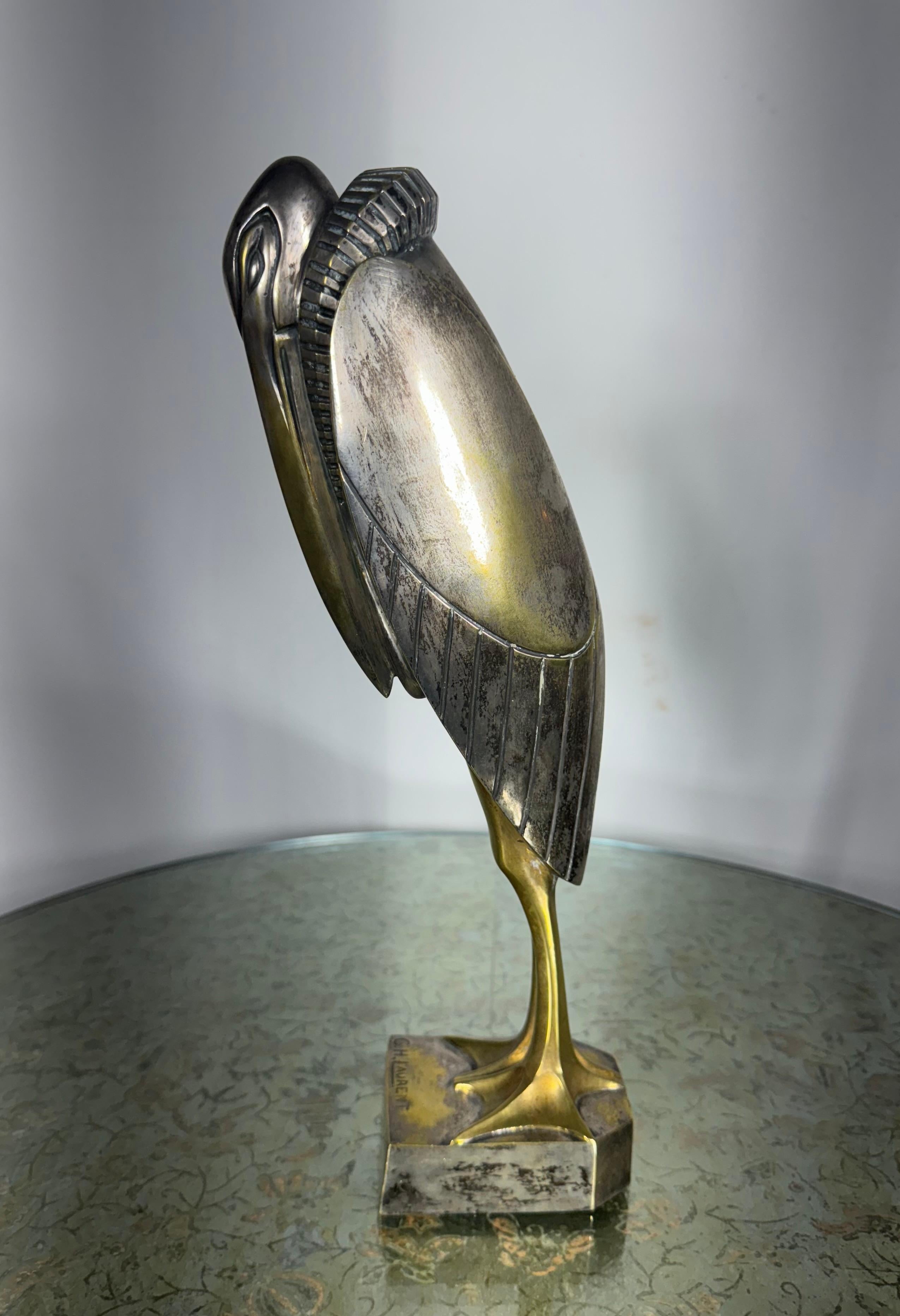 Bronzo G. H. Laurent (francese) 1920 Art Deco a due toni con un airone stilizzato in bronzo in vendita