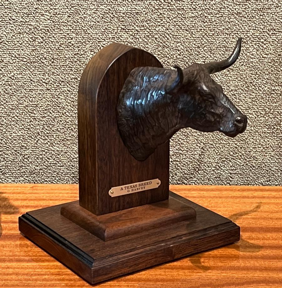 G. Harvey Figurative Sculpture - "A TEXAS BREED"  G. HARVEY SCULPTURE. BRONZE TEXAS LONGHORN SCULPTURE