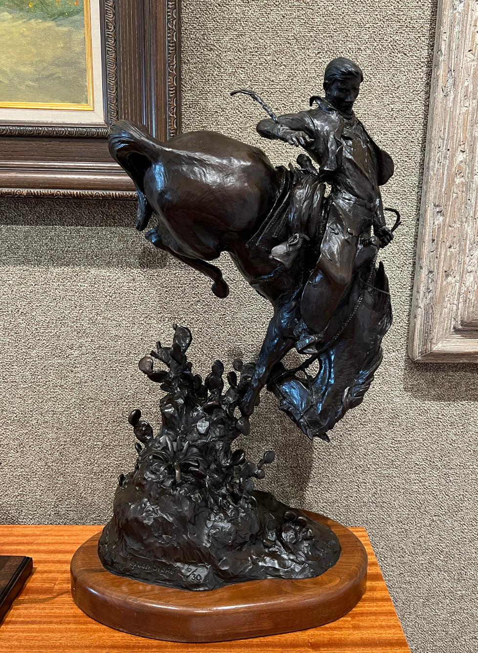Figurative Sculpture G. Harvey - "GREENE & GREENE"  SCULPTURE G. HARVEY. SCULPTURE EN BRONZE TEXAS BRONC BUSTER