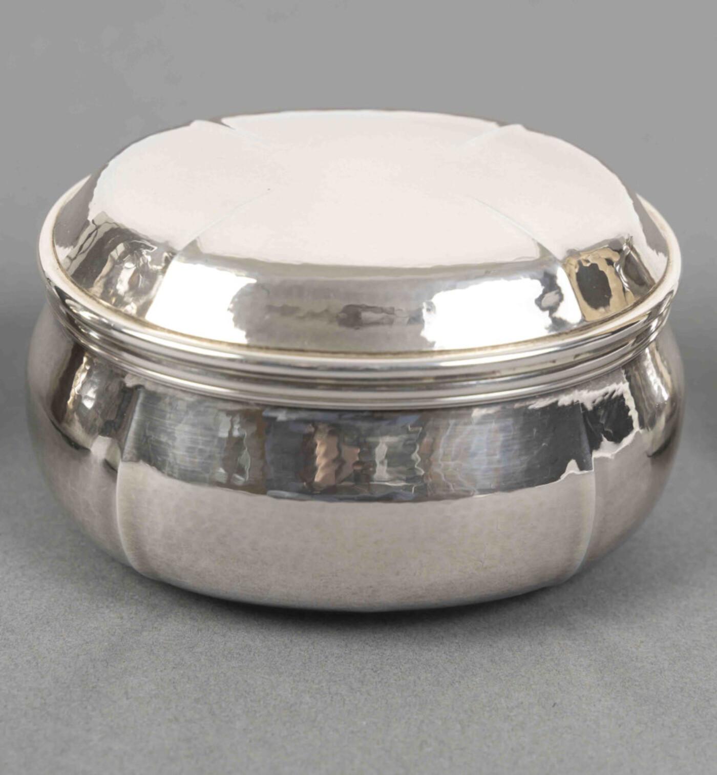 G. LECOMTE - Servizio da tè/caffè da 4 pezzi in argento massiccio, periodo ART DECO, 1925 In condizioni ottime in vendita a SAINT-OUEN-SUR-SEINE, FR