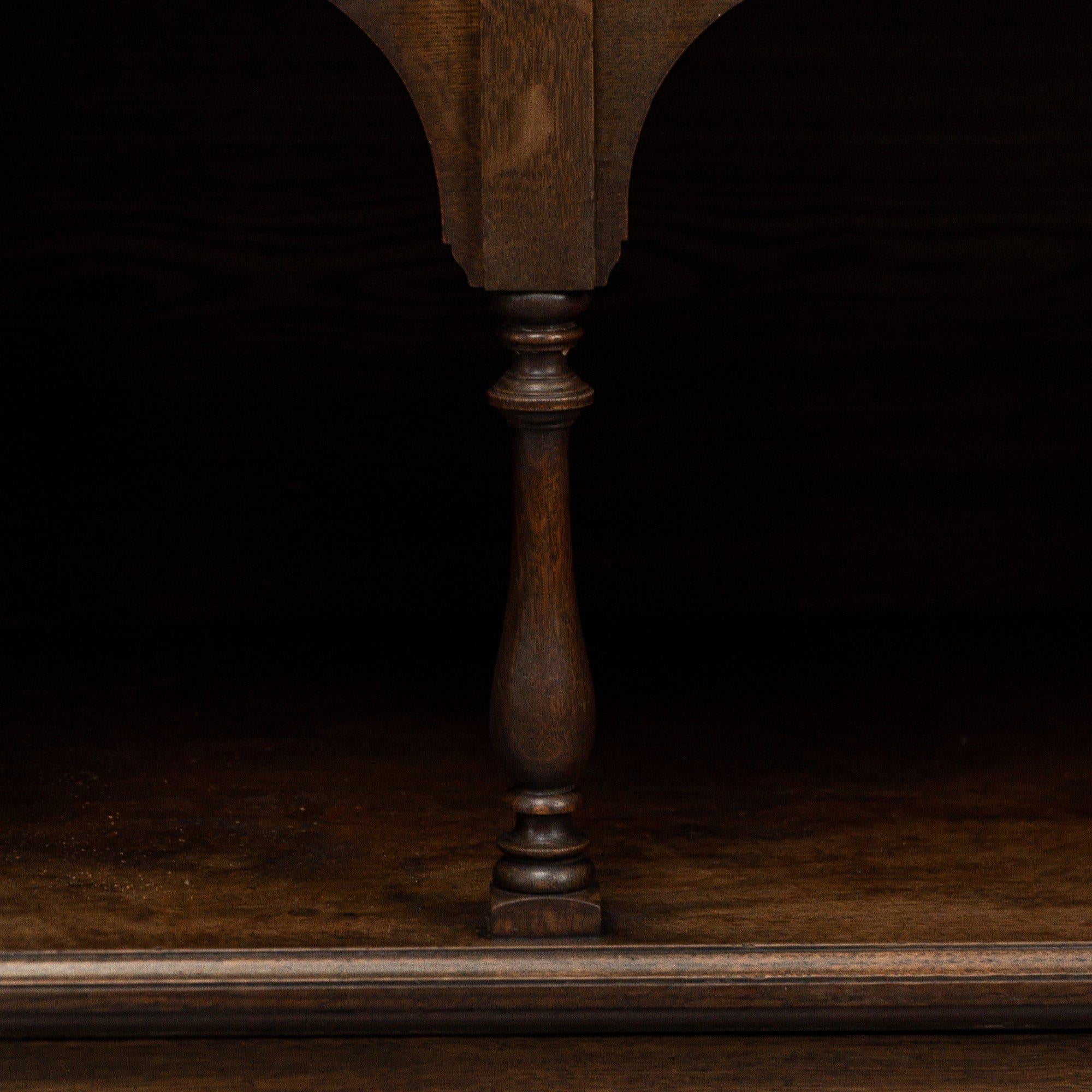 G. M. Ellwood, Credenza in stile Arts & Crafts Glasgow in Oak di Bath Cabinet Makers in vendita 12