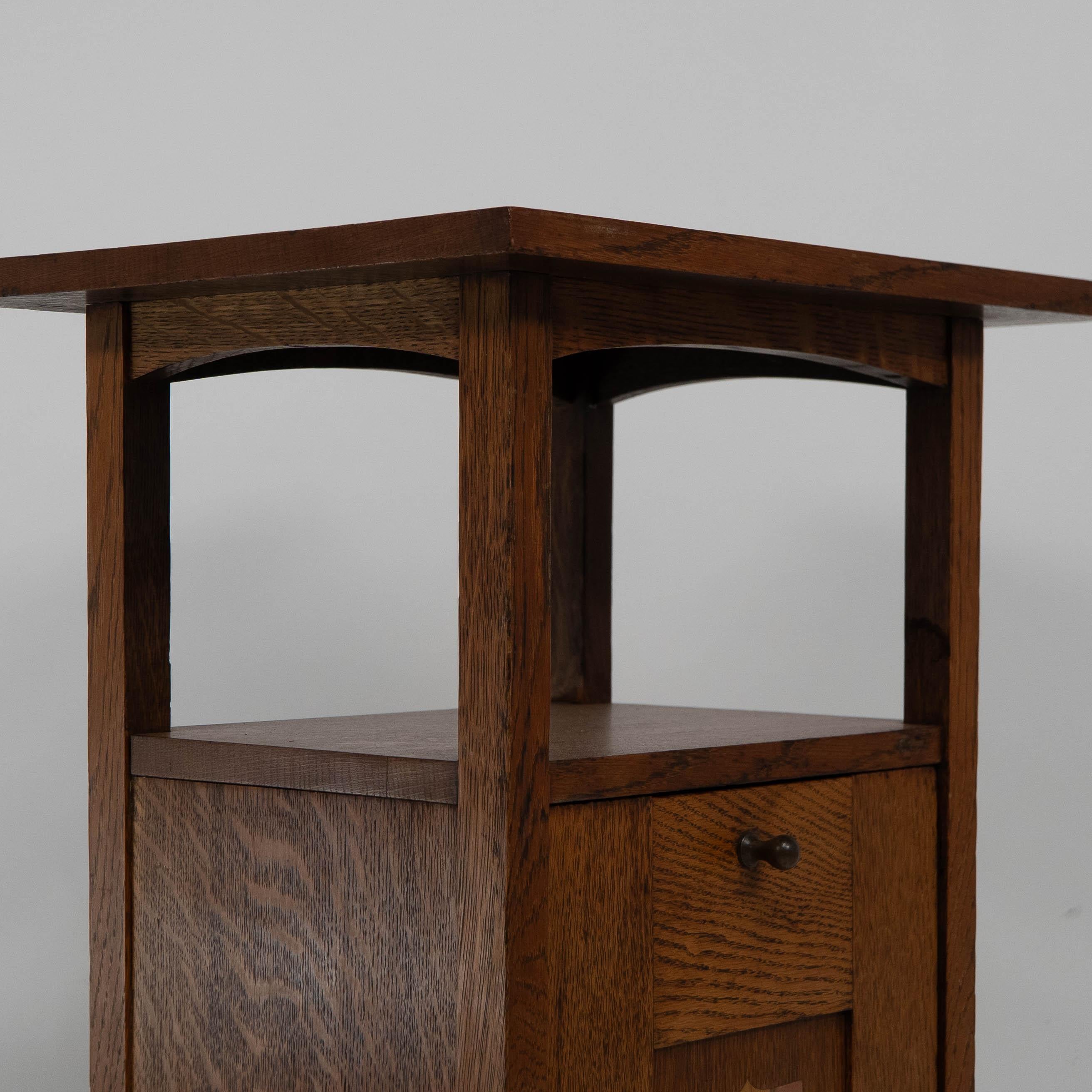 20th Century G M Ellwood for J S Henry. A rare oak and inlaid coal purdonium For Sale