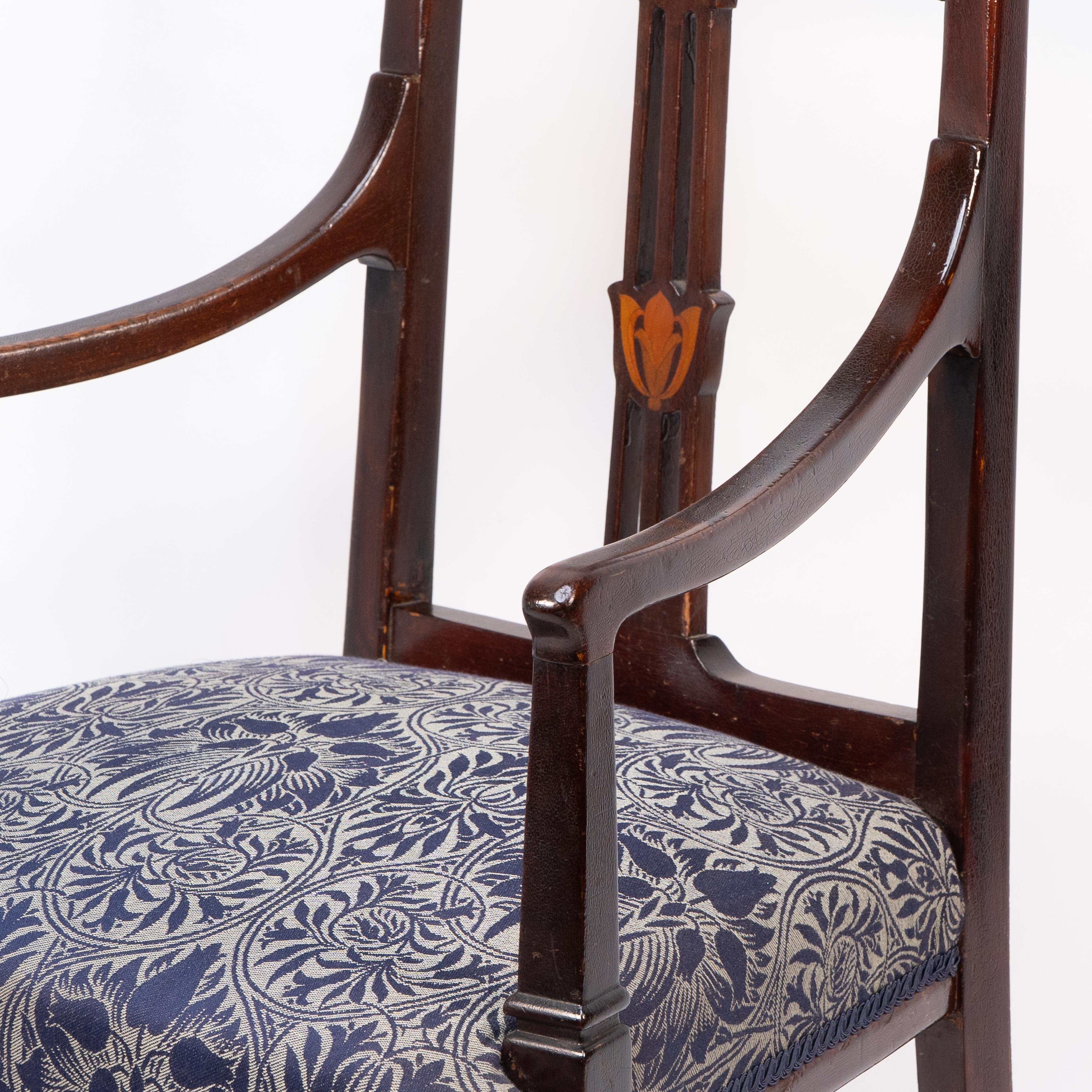 G M Ellwood for J S Henry attri. An English Arts and Crafts mahogany armchair For Sale 5