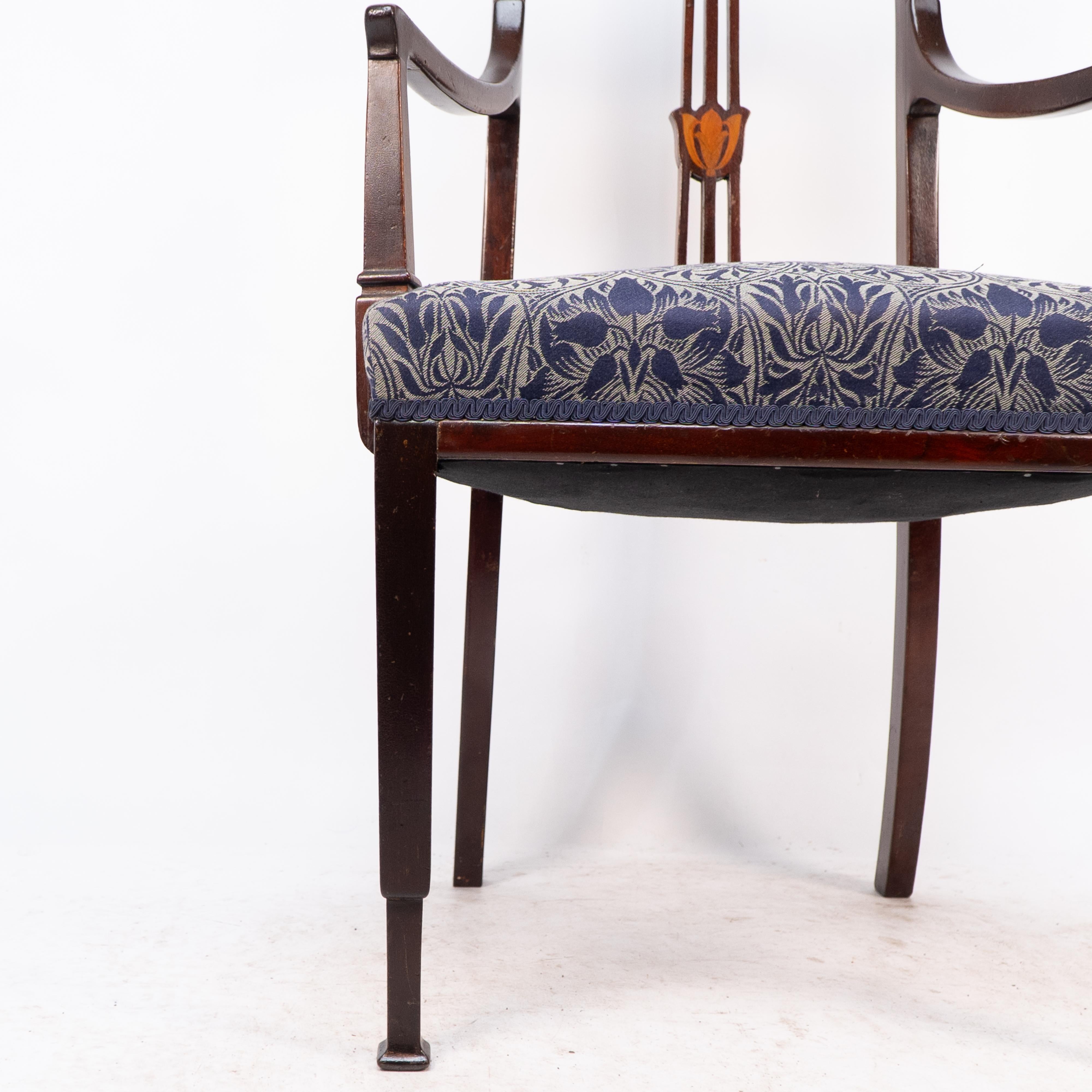 G M Ellwood for J S Henry attri. An English Arts and Crafts mahogany armchair For Sale 9