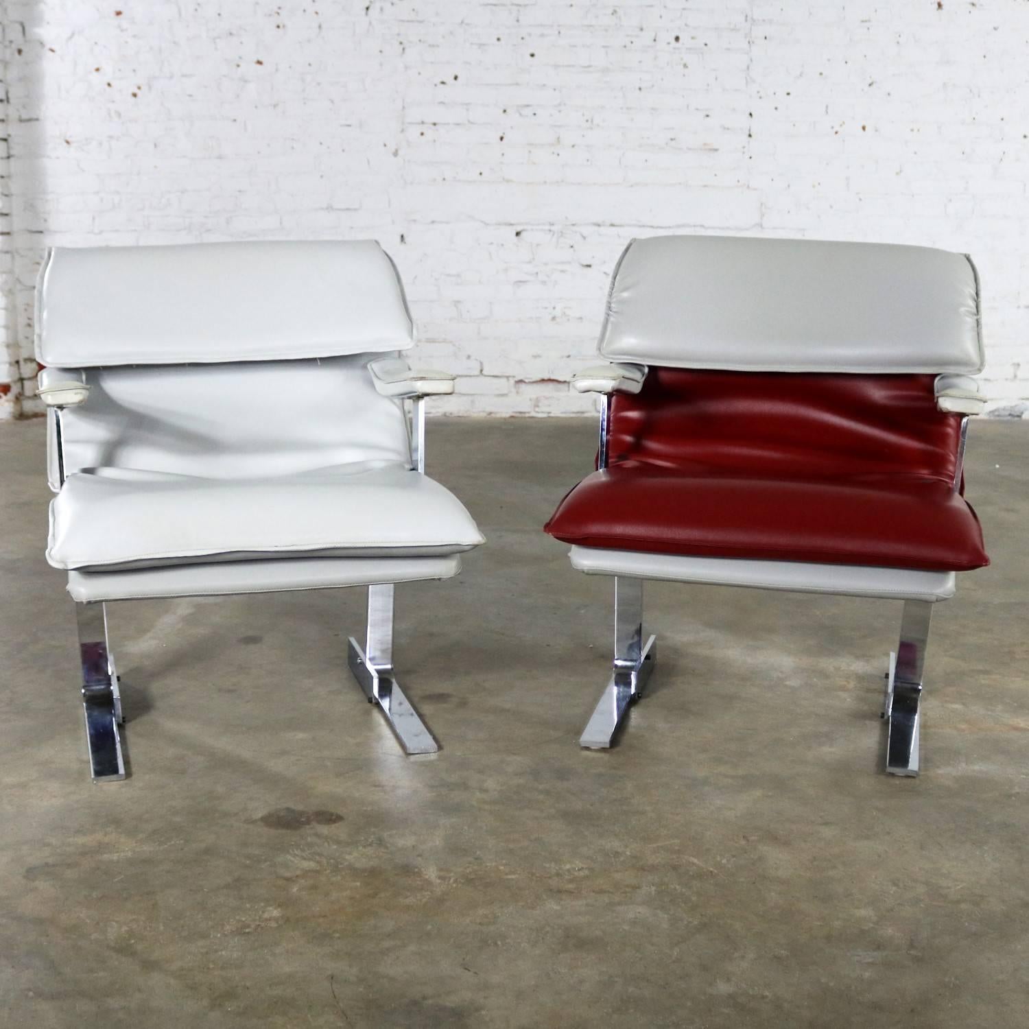 G. Maletti Lounge Chairs Style of Onda by Giovanni Offredi for Saporiti Italia 3