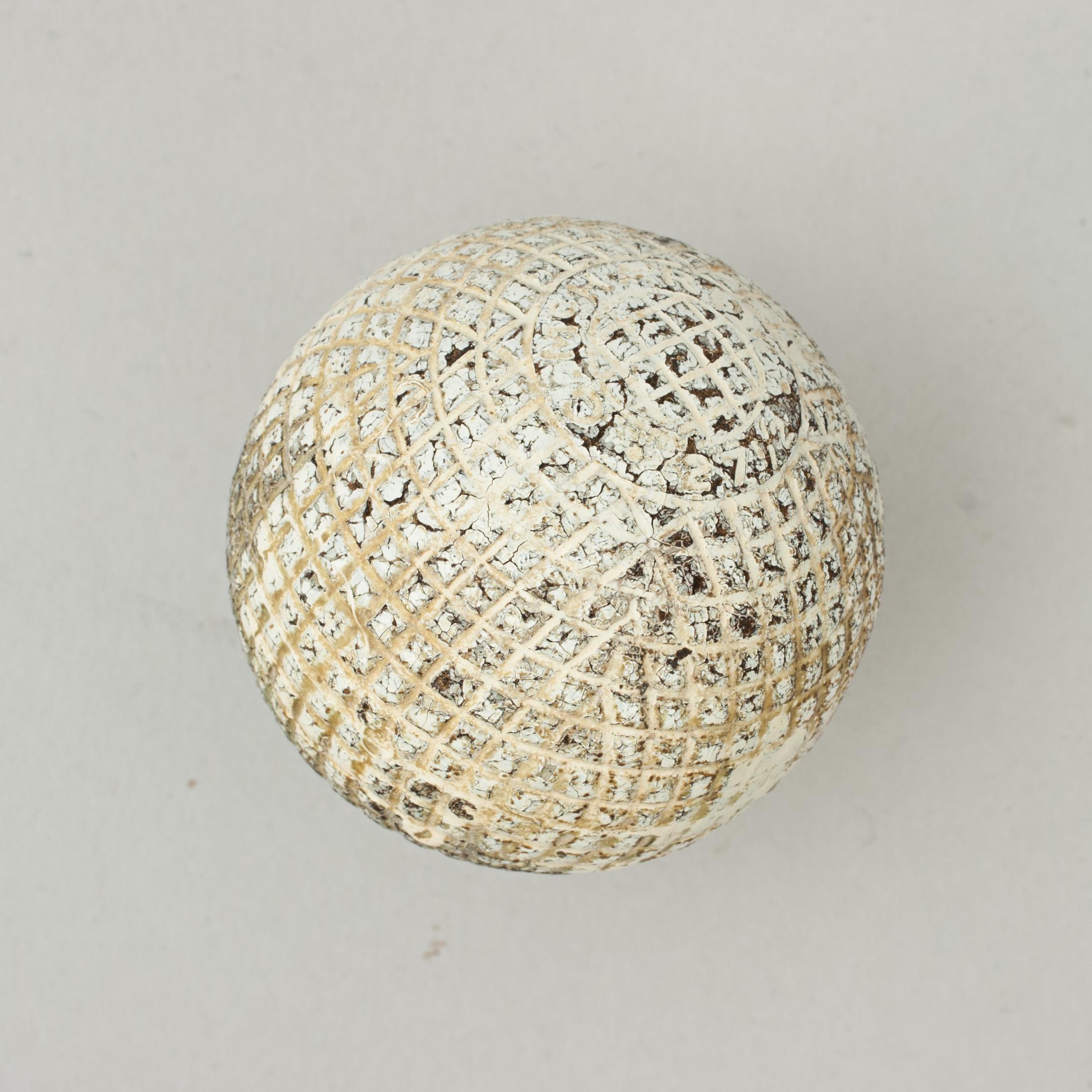 G. Mchardy Special White Gutty Golf Ball In Fair Condition For Sale In Oxfordshire, GB