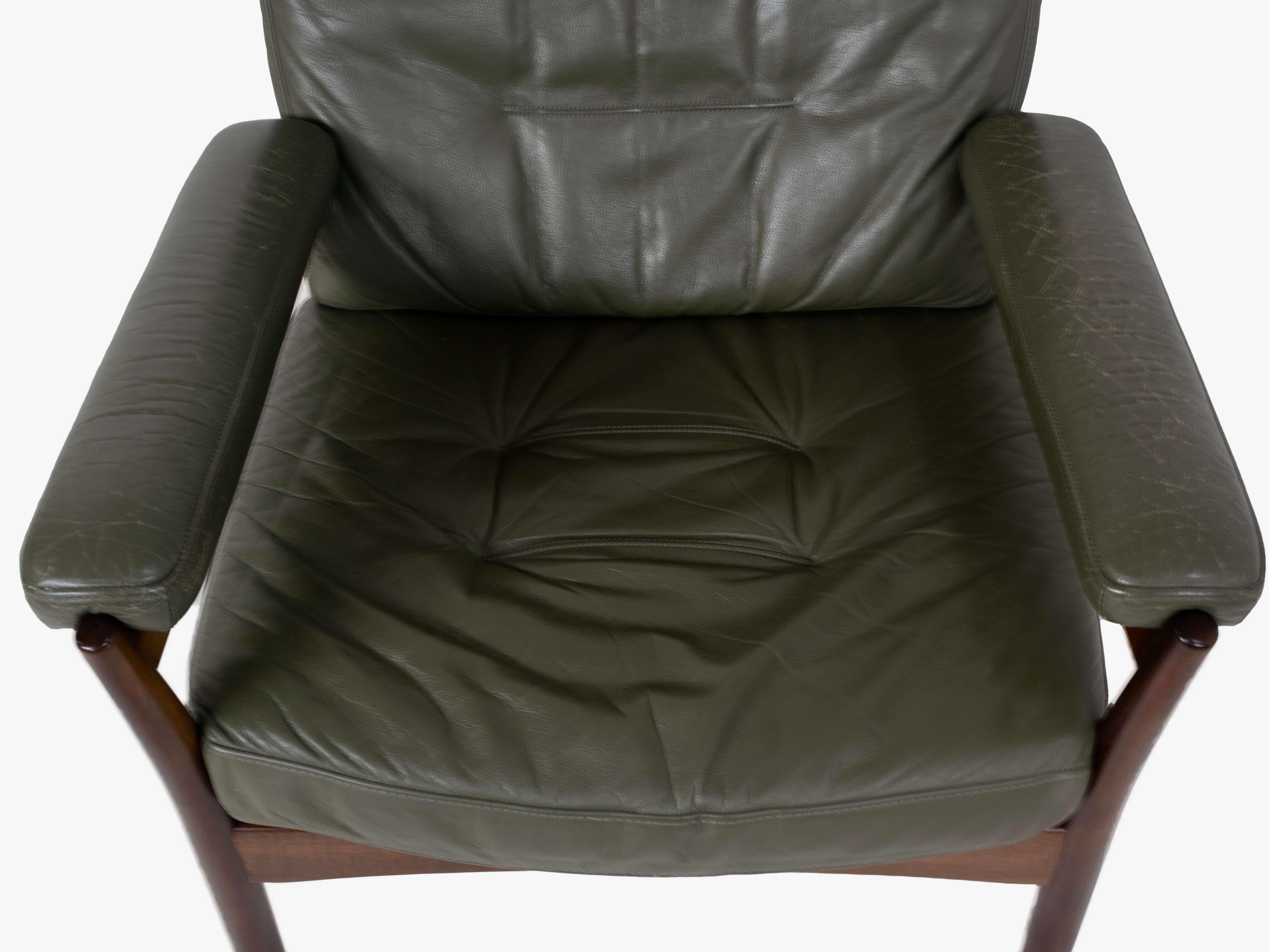 Late 20th Century G-Mobel Easy Chair in Green Leather for Göte Möbler, Sweden, 1970s