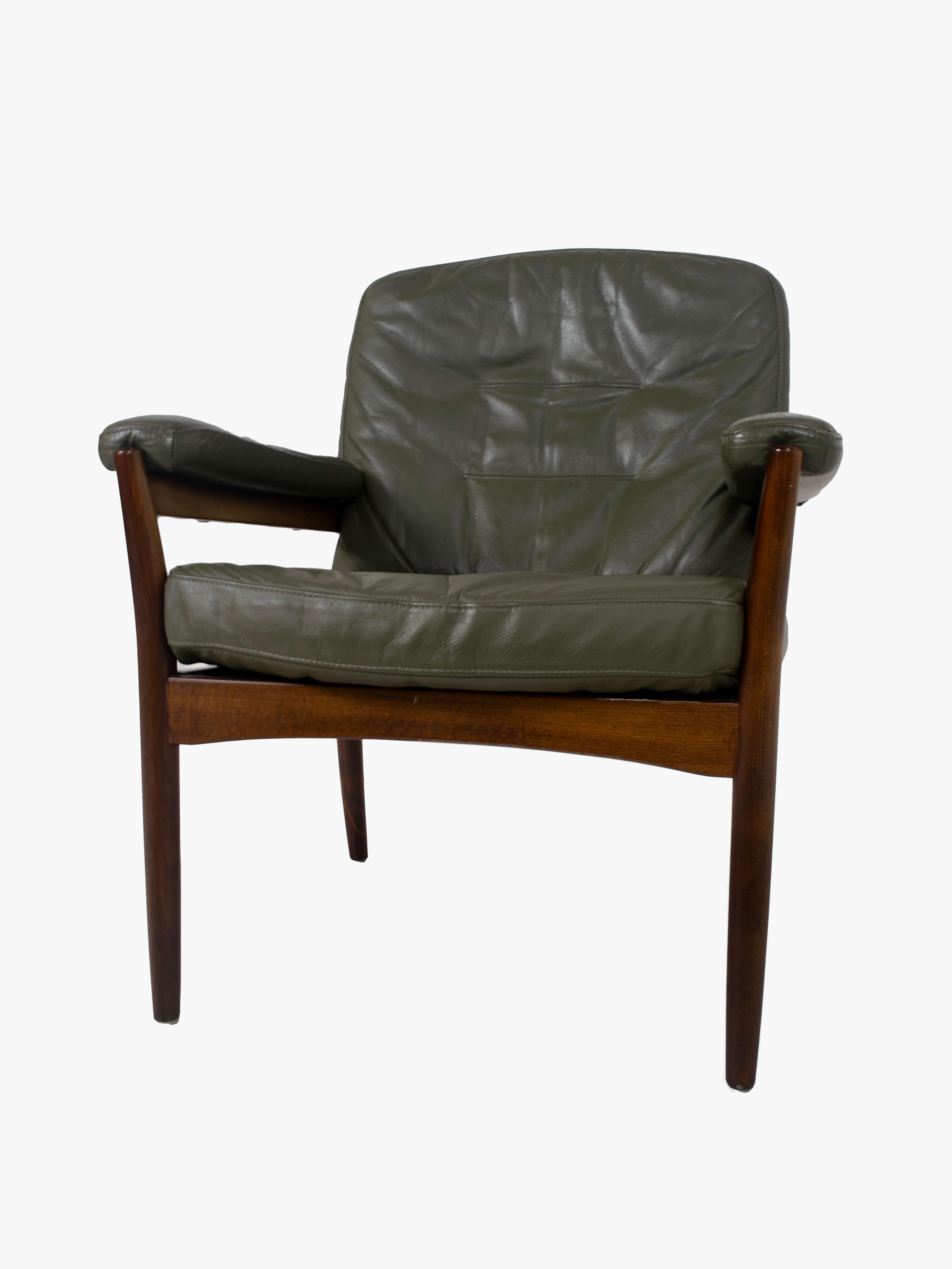 G-Mobel Easy Chair in Green Leather for Göte Möbler, Sweden, 1970s 2