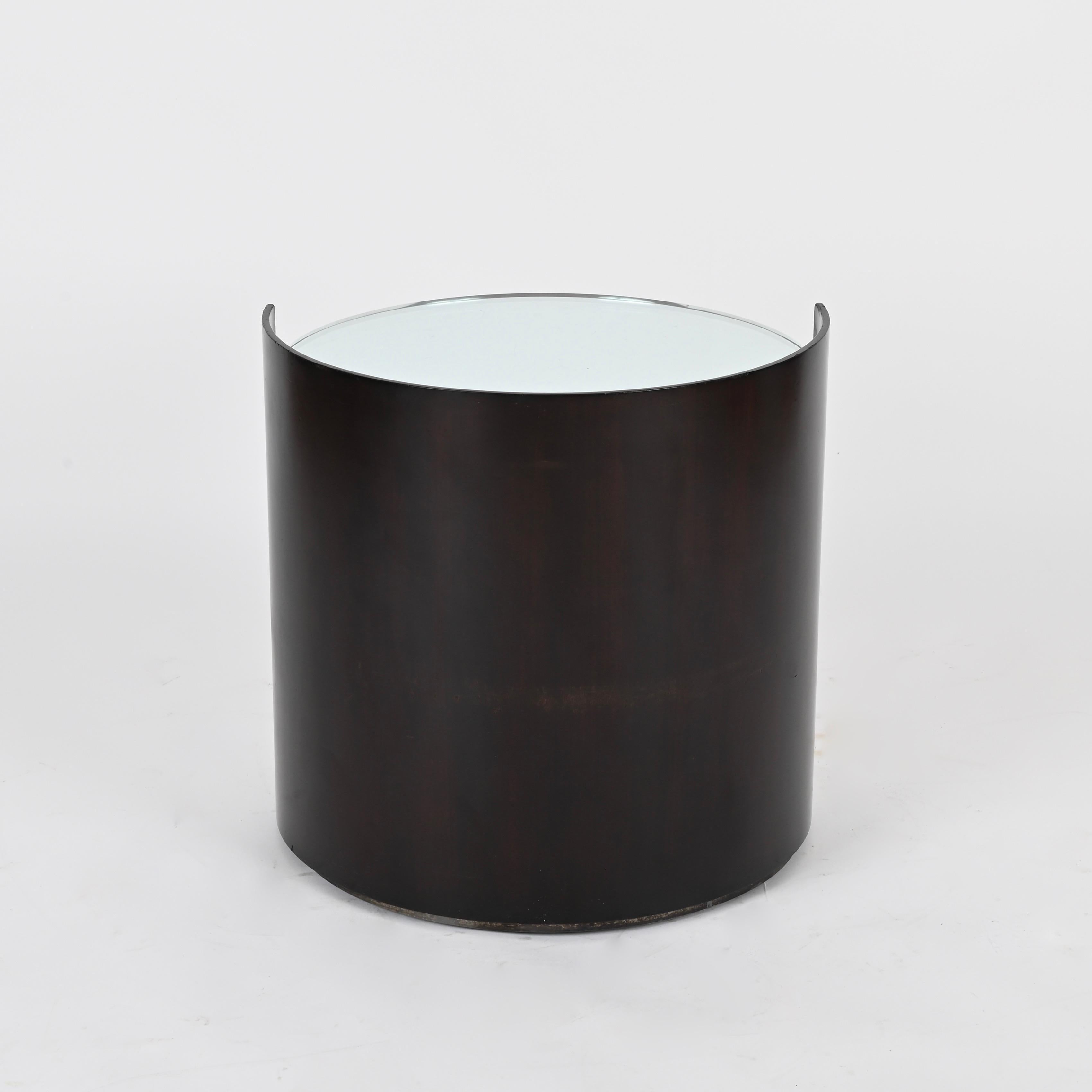 G. Moscatelli Nightstand or Side Table, Lacquered Wood and Crystal, Italy 1970s im Angebot 3