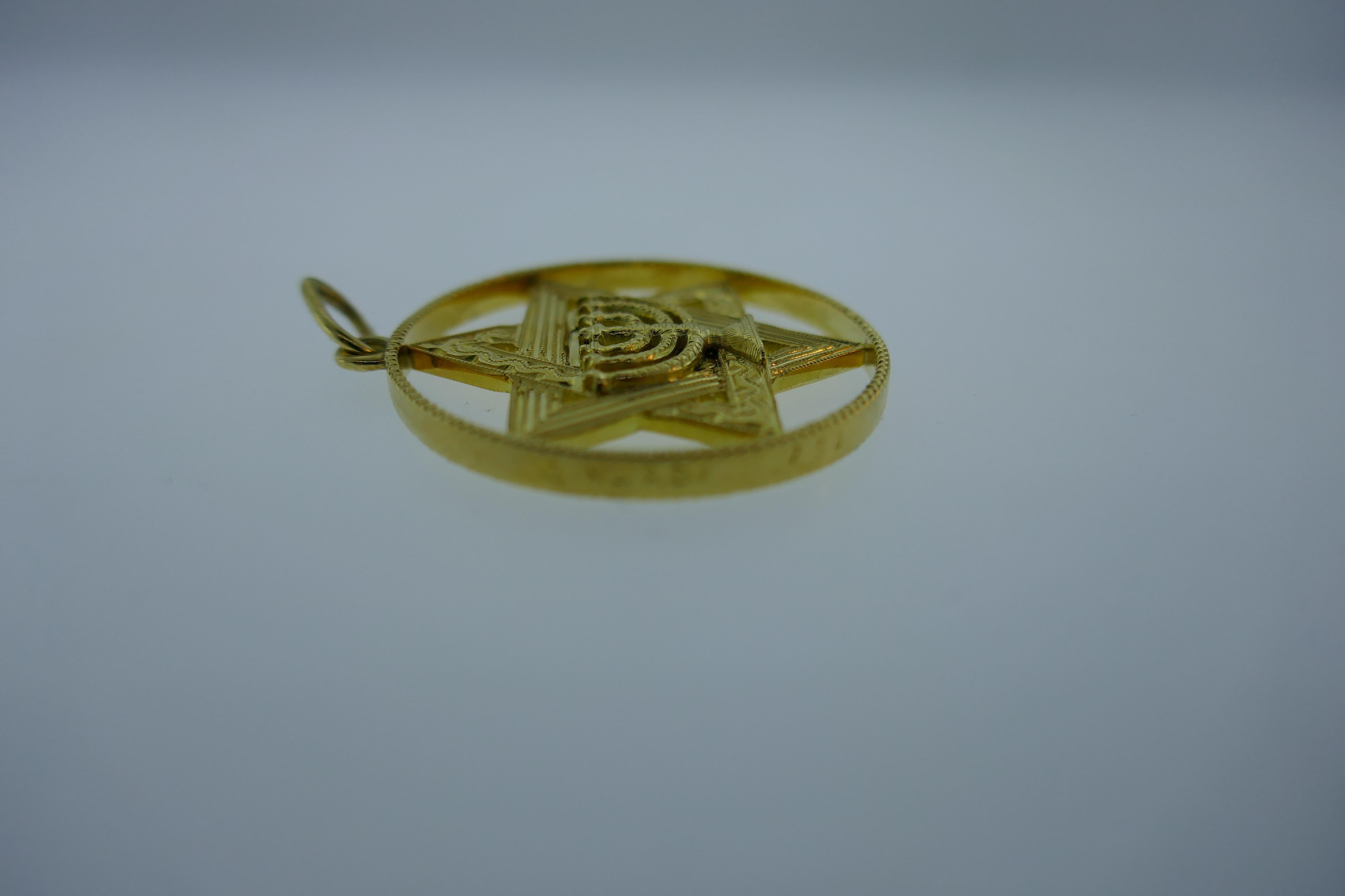 Women's or Men's G. Nardi Italy 18 Karat Yellow Gold Star of David Pendant Charm Vintage and Rare