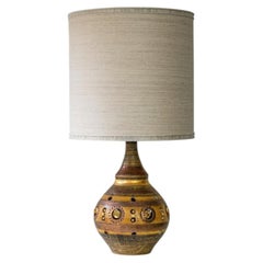 G. Pelletier Lampe en céramique brun-or-cuivre, abat-jour en soie de Houben