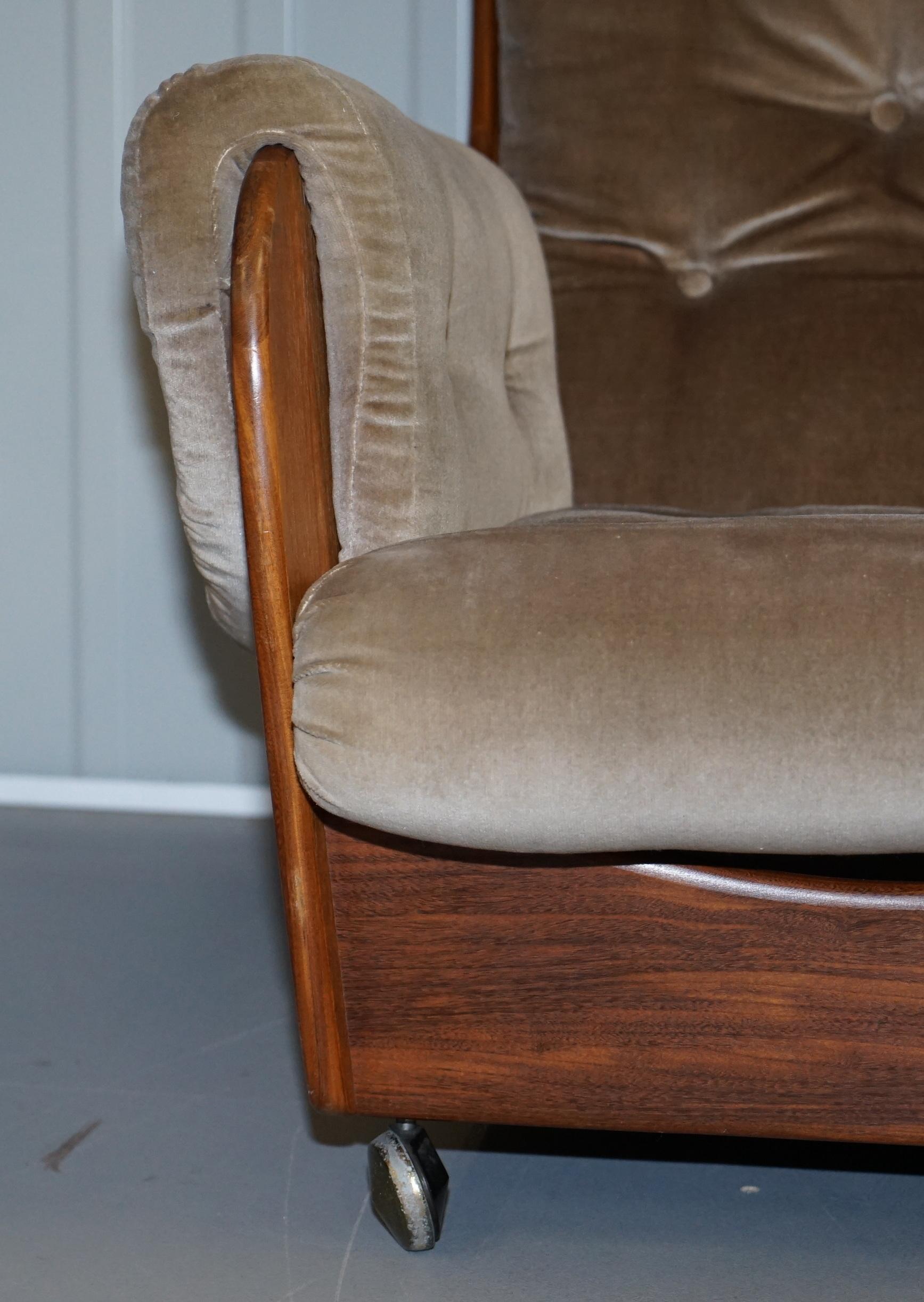 G Plan 1960s Saddle Three-Piece Suite Original Upholstery Solid Teak Frames 7