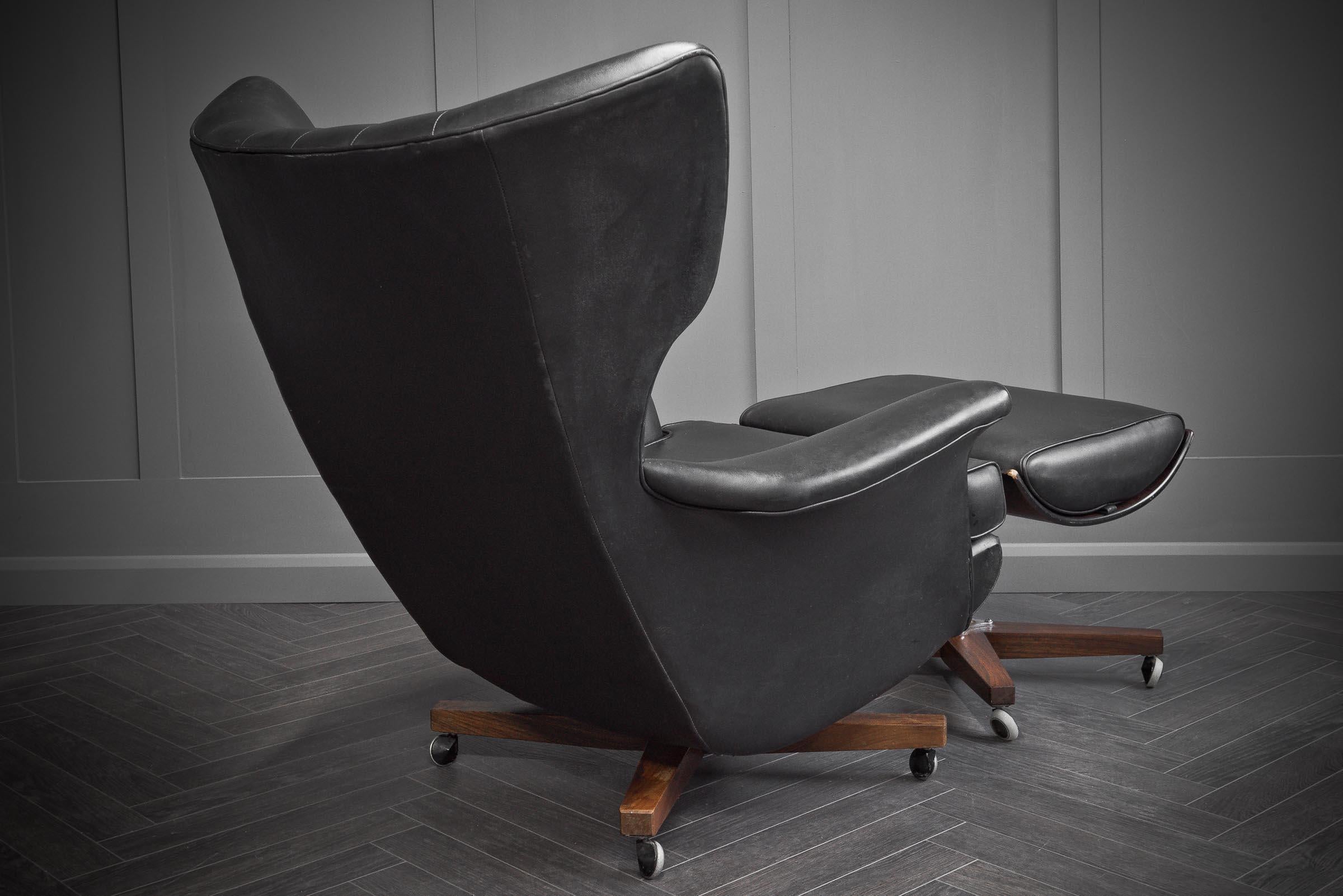 Chaise et tabouret G Plan Blofeld modèle 62 2