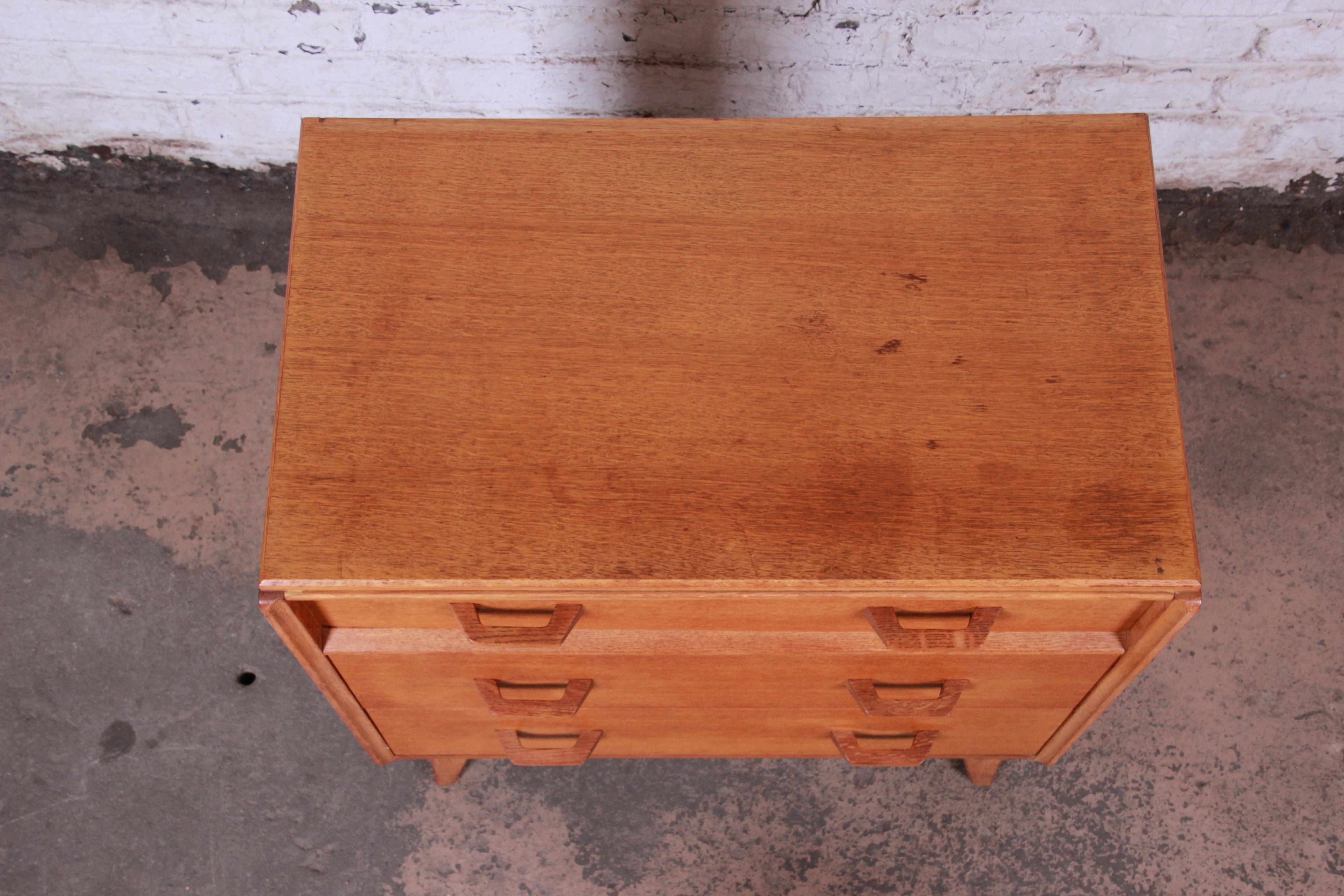 English G-Plan Danish Modern Oak Chest of Drawers, 1950s