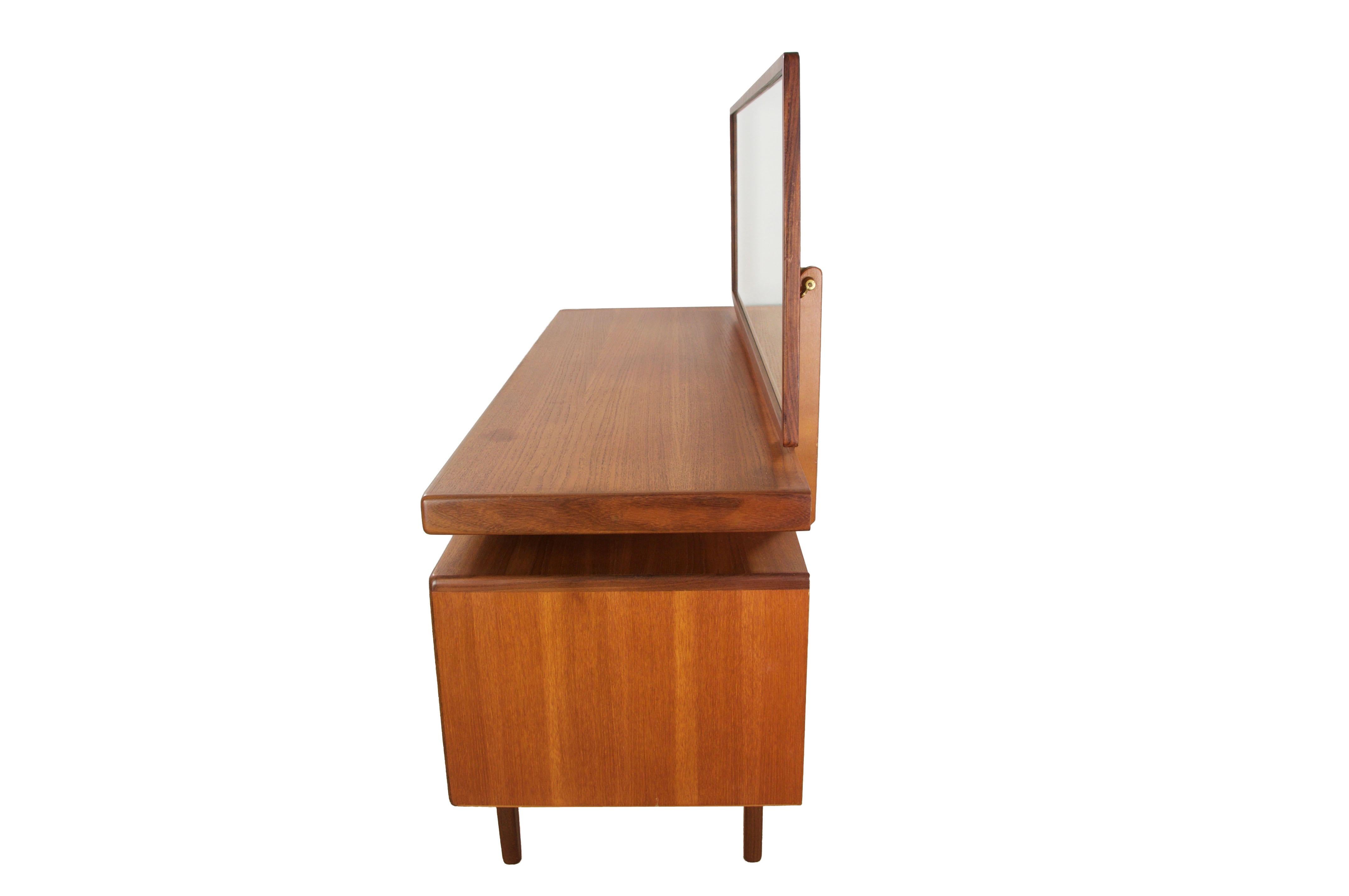 mid century modern dressing table