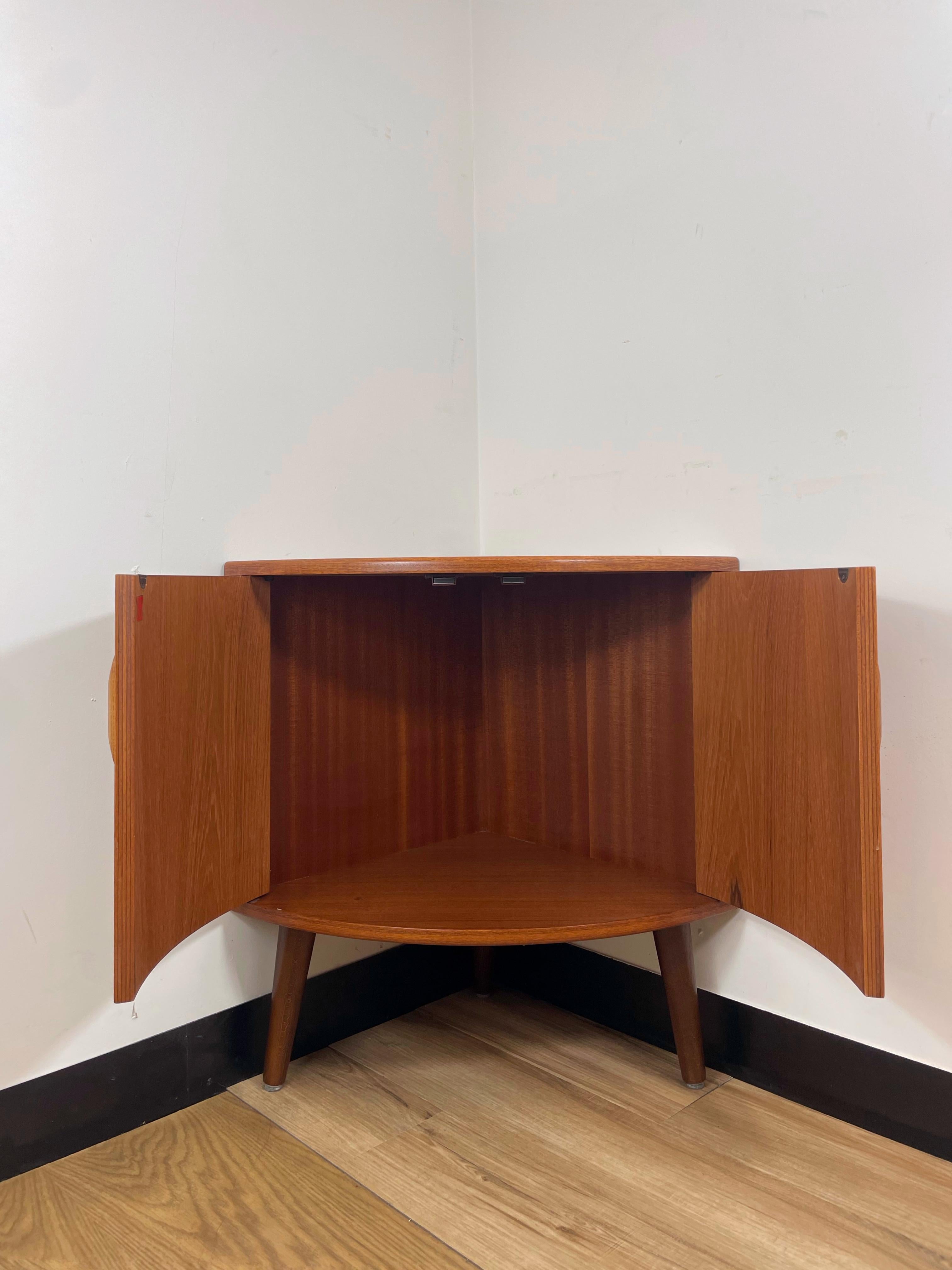 British G Plan Fresco Mid-Century Modern Teak Corner Cabinet  For Sale